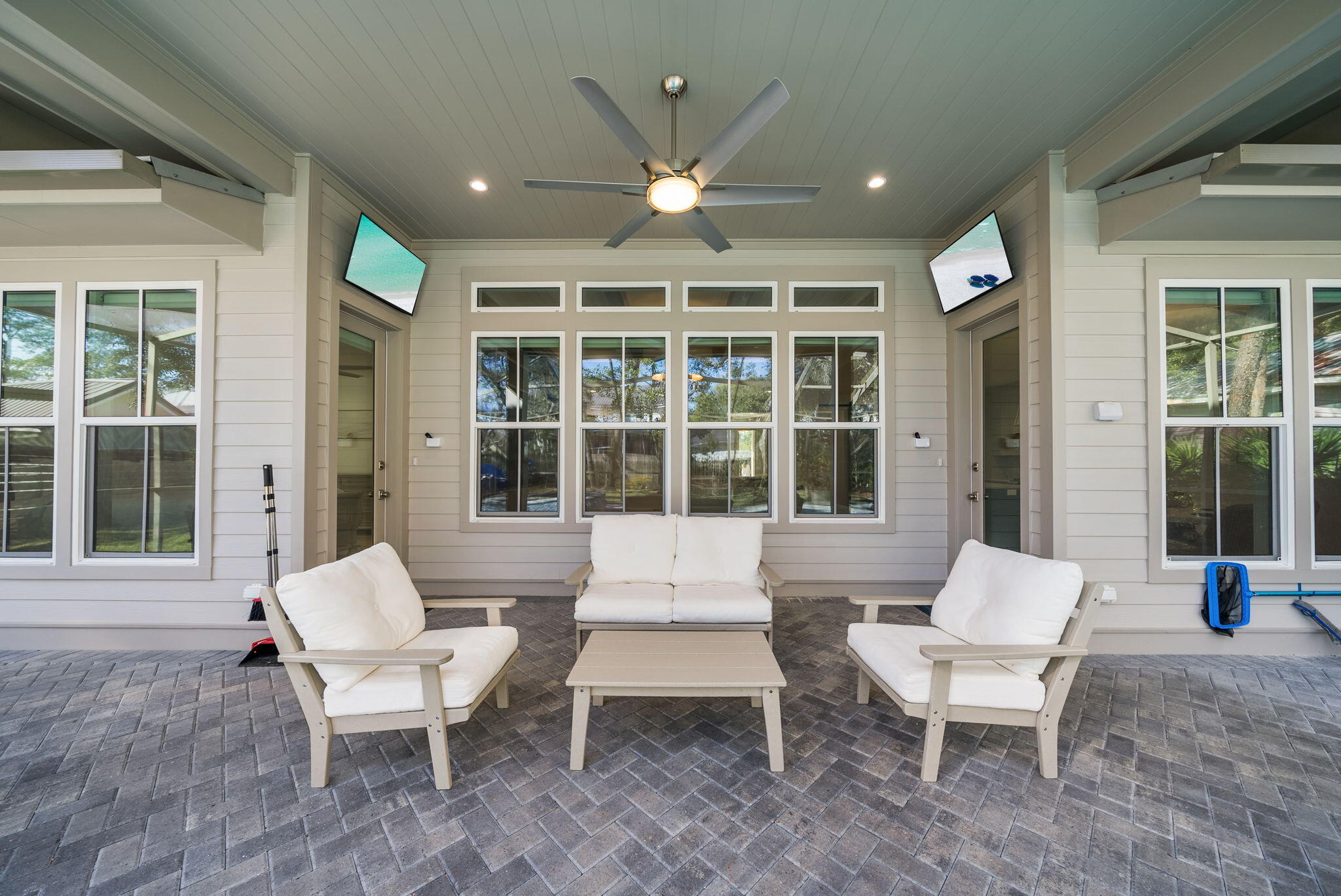 153 Cedar Street Point Washington FL 32459