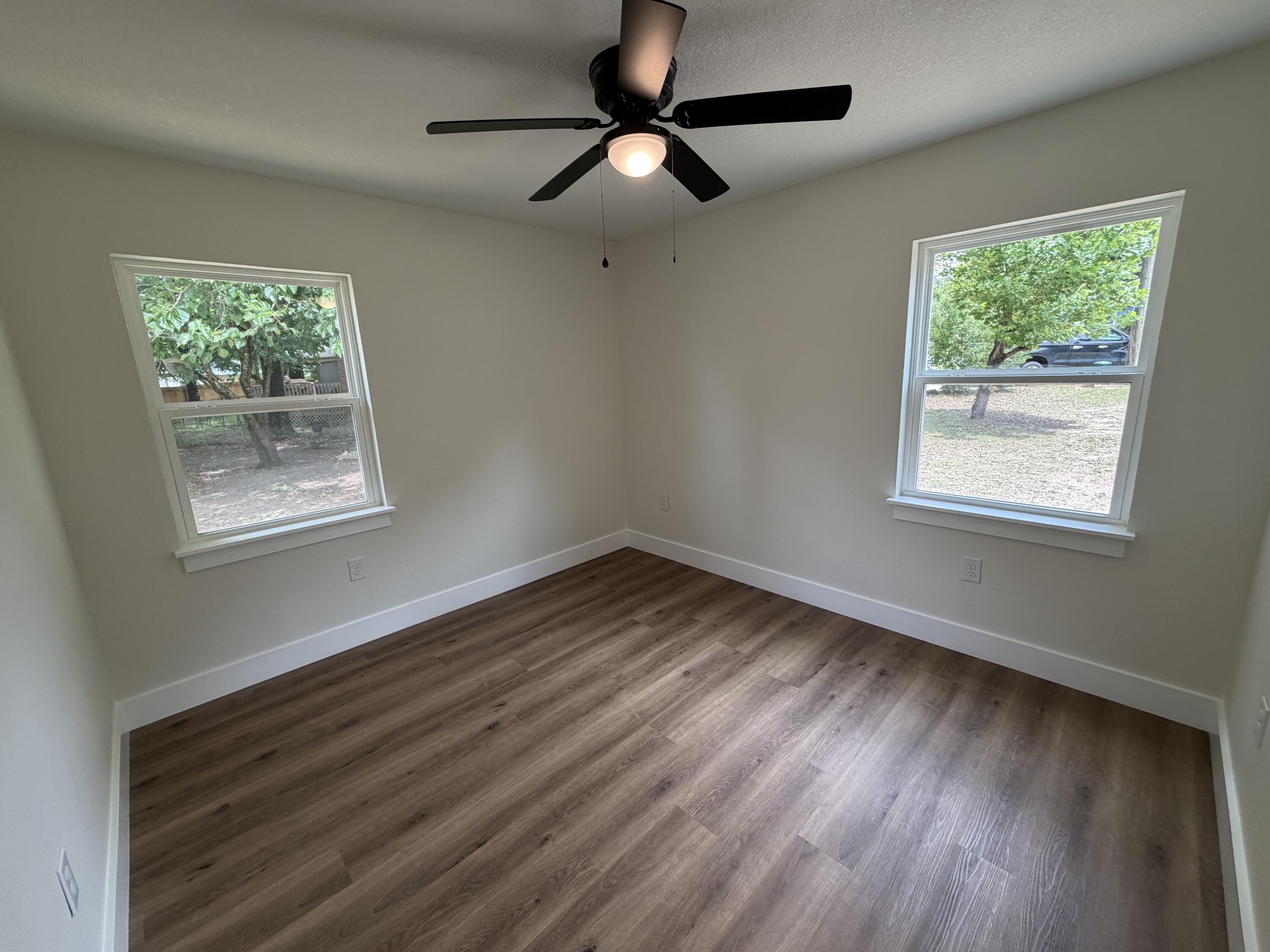 197 W North Avenue Crestview FL 32536