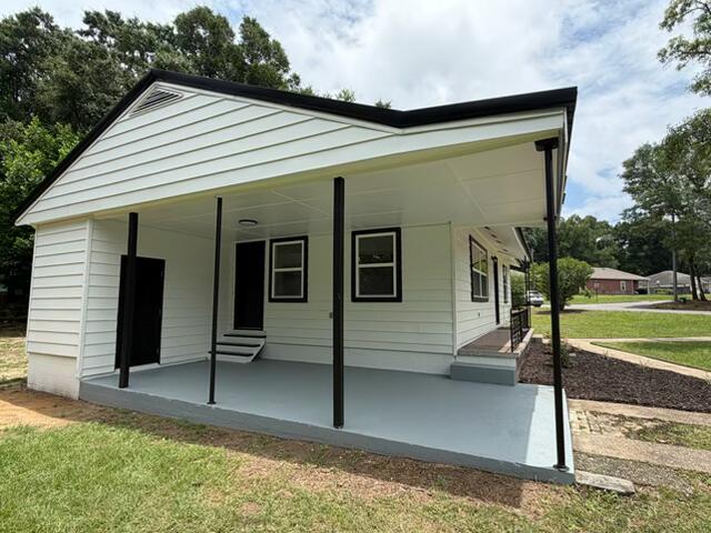 197 W North Avenue Crestview FL 32536
