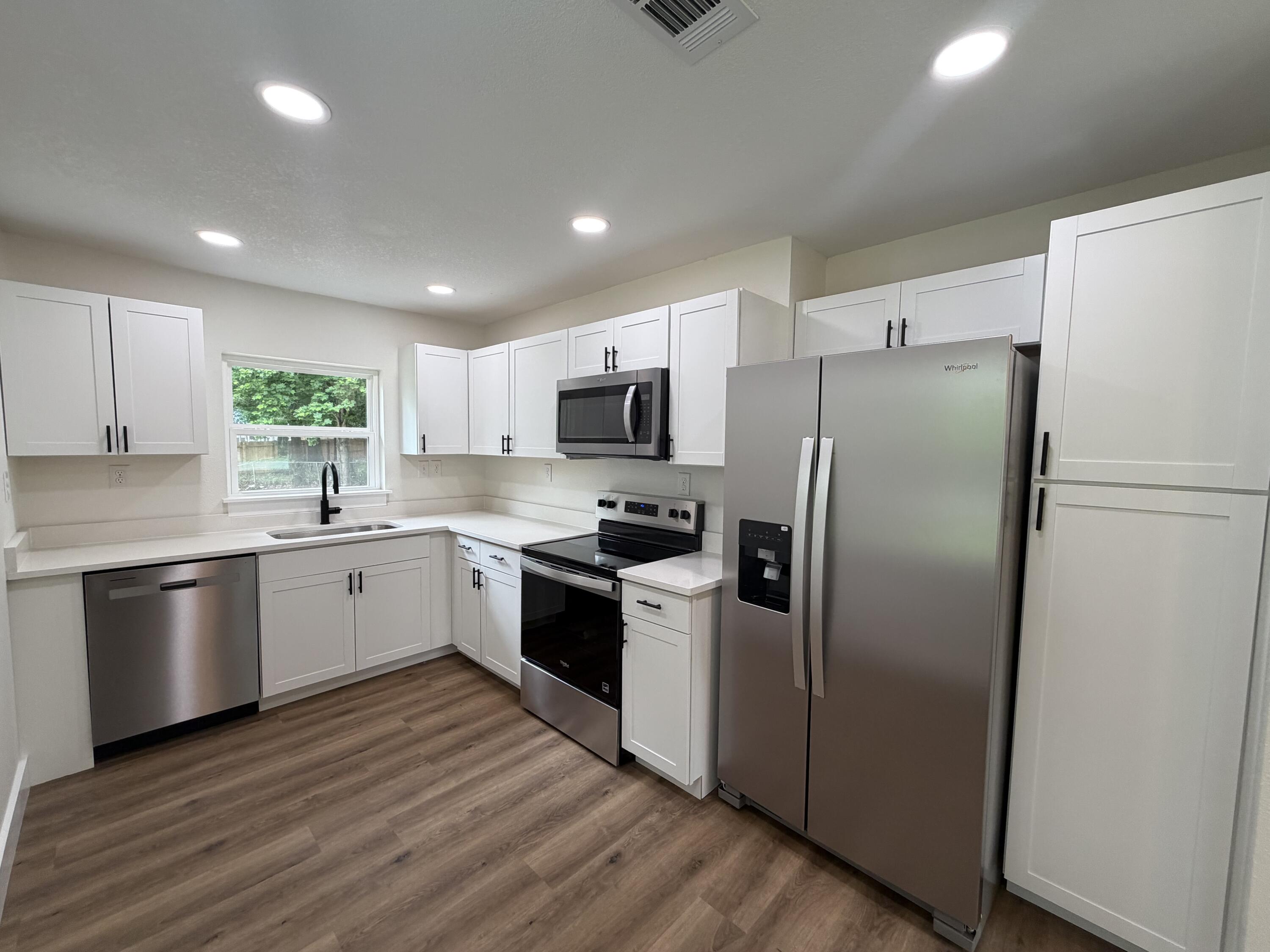 197 W North Avenue Crestview FL 32536