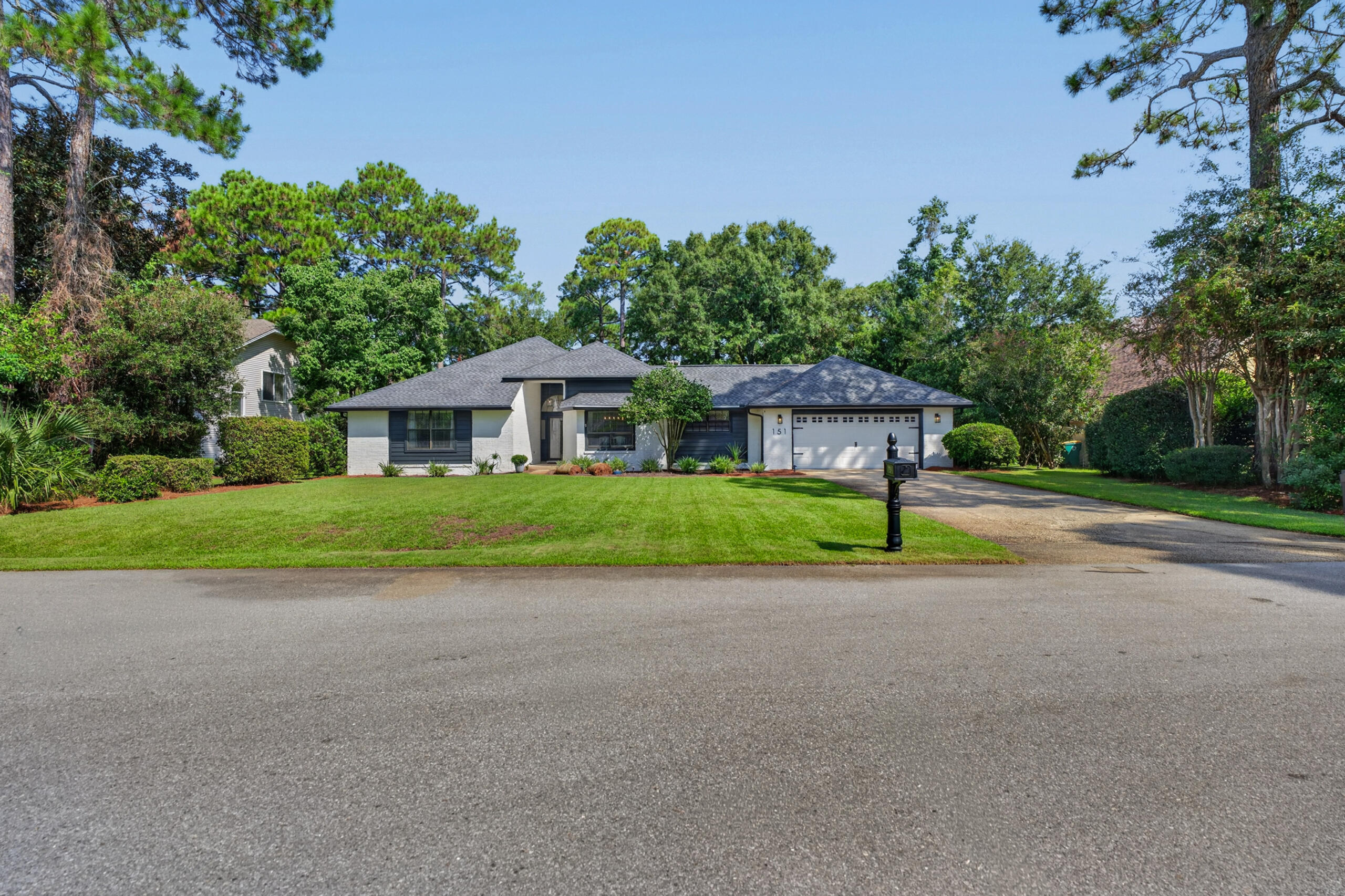 151 Baywind Drive Niceville FL 32578