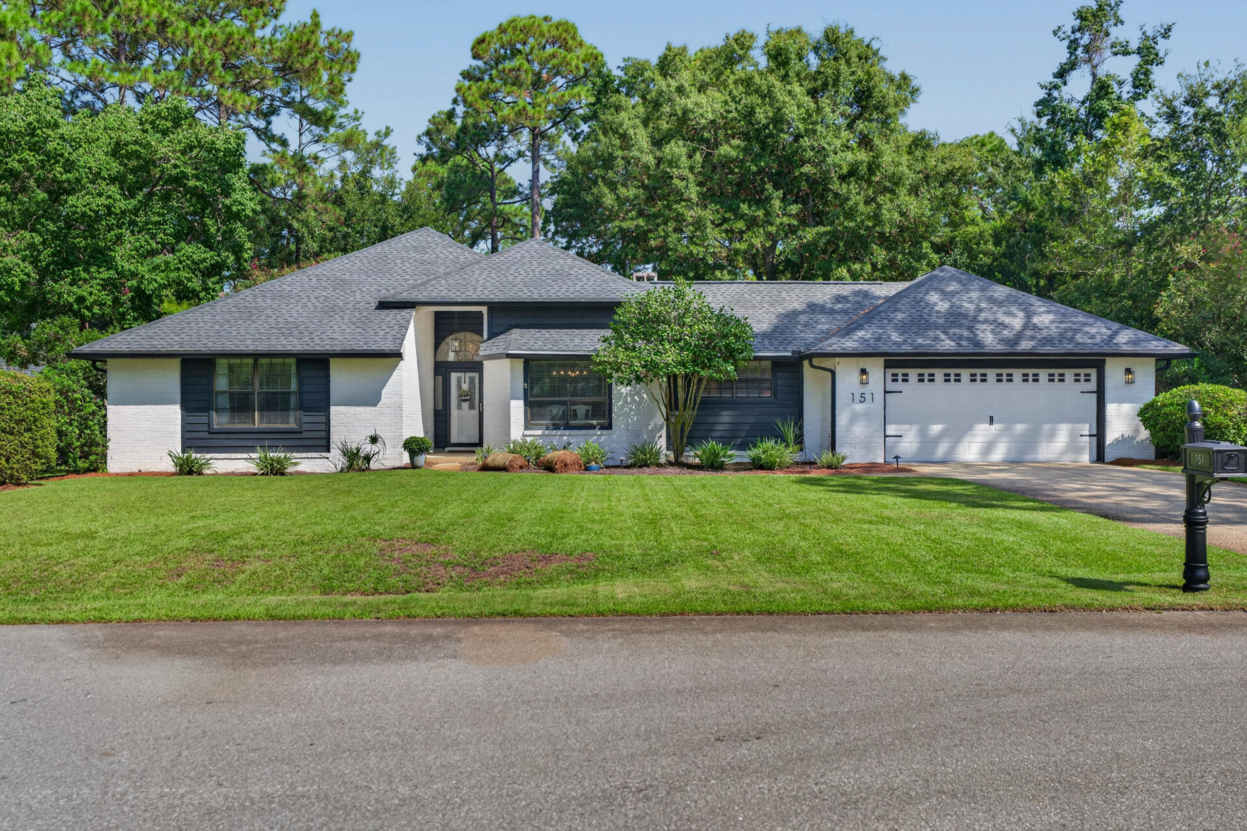 151 Baywind Drive Niceville FL 32578