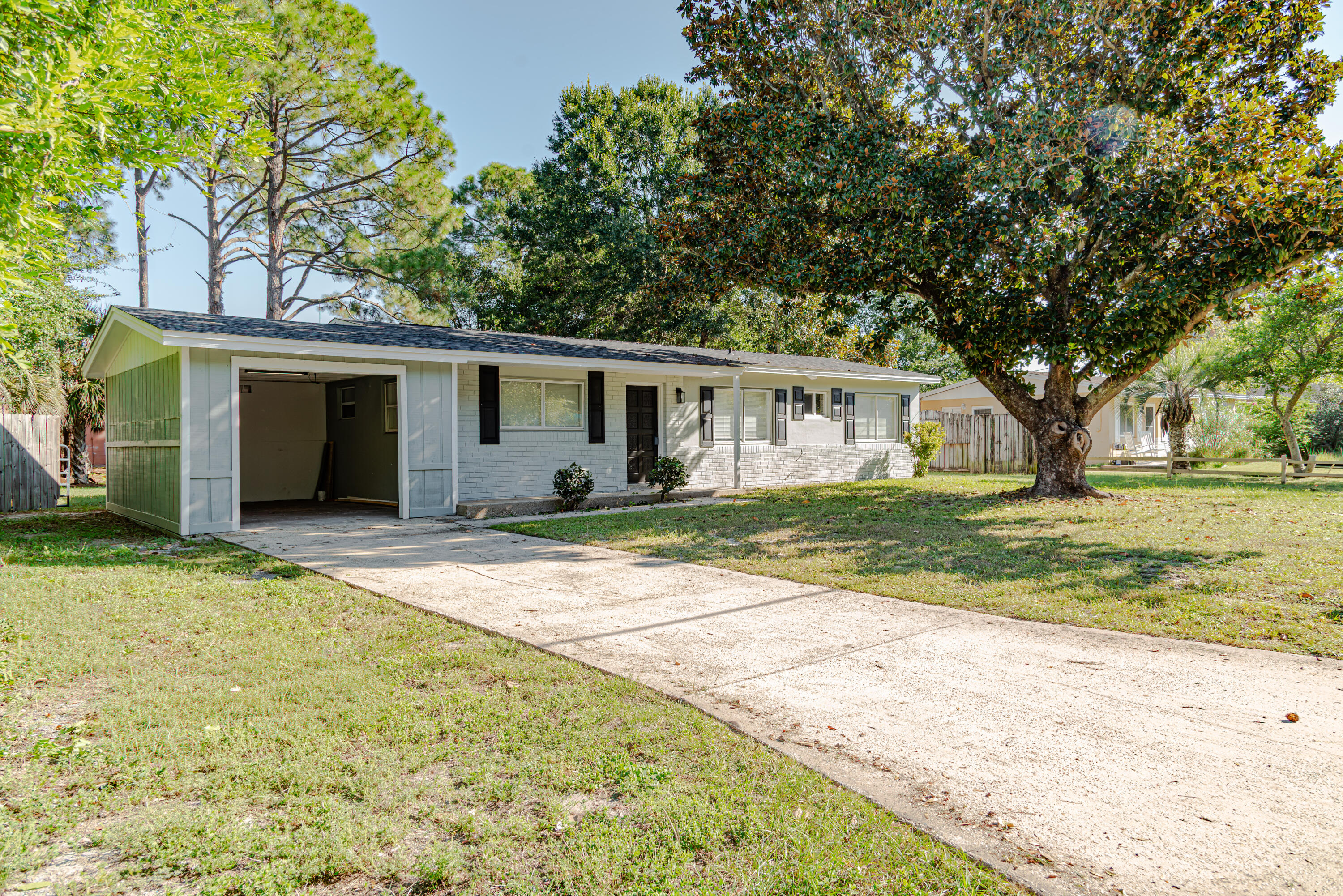900 Bryn Mawr Boulevard Mary Esther FL 32569
