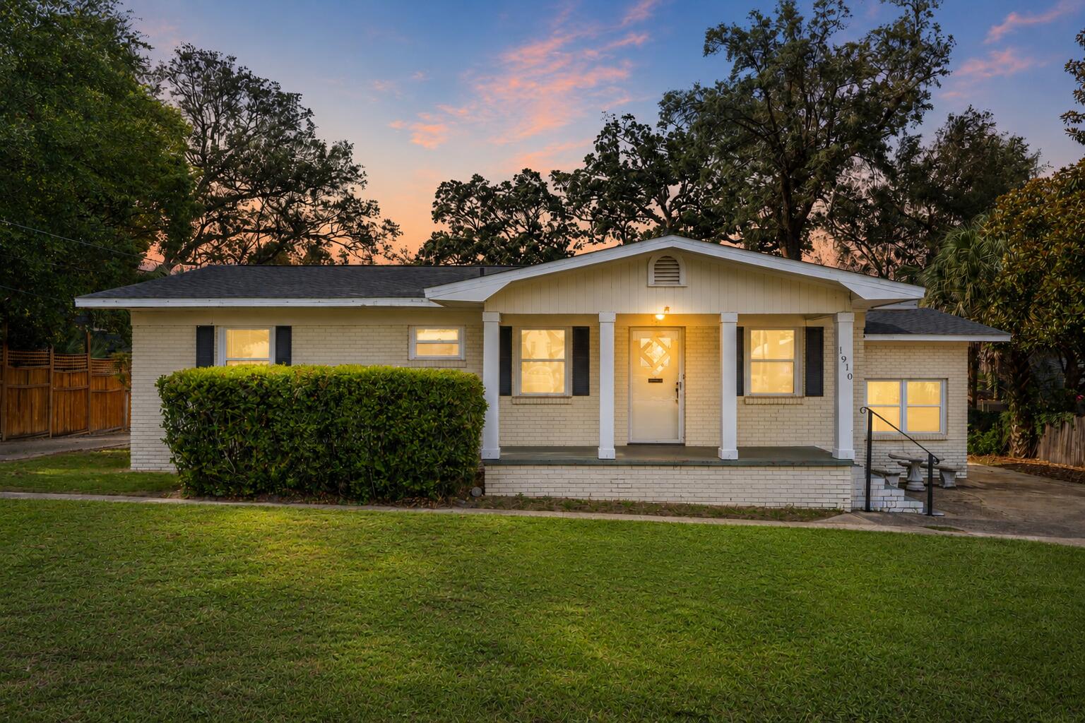 1910 E Cervantes Street Pensacola FL 32501