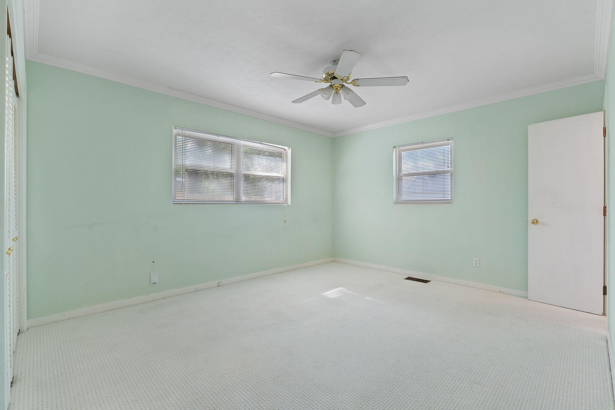 1910 E Cervantes Street Pensacola FL 32501
