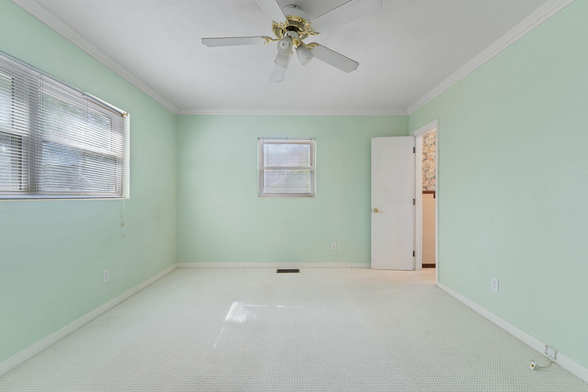 1910 E Cervantes Street Pensacola FL 32501