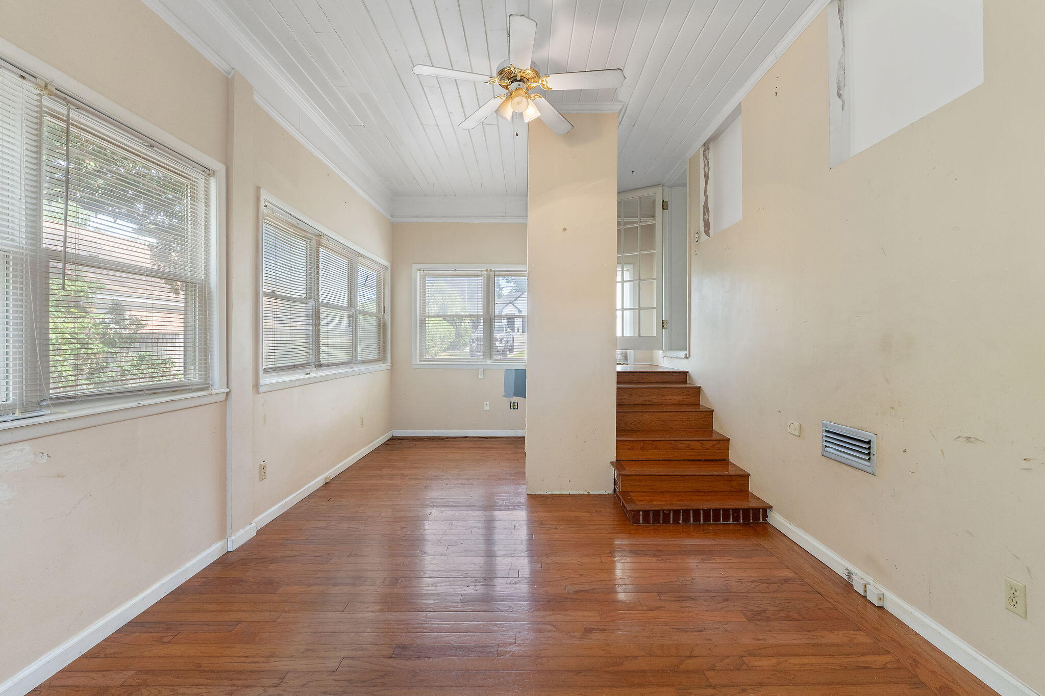 1910 E Cervantes Street Pensacola FL 32501
