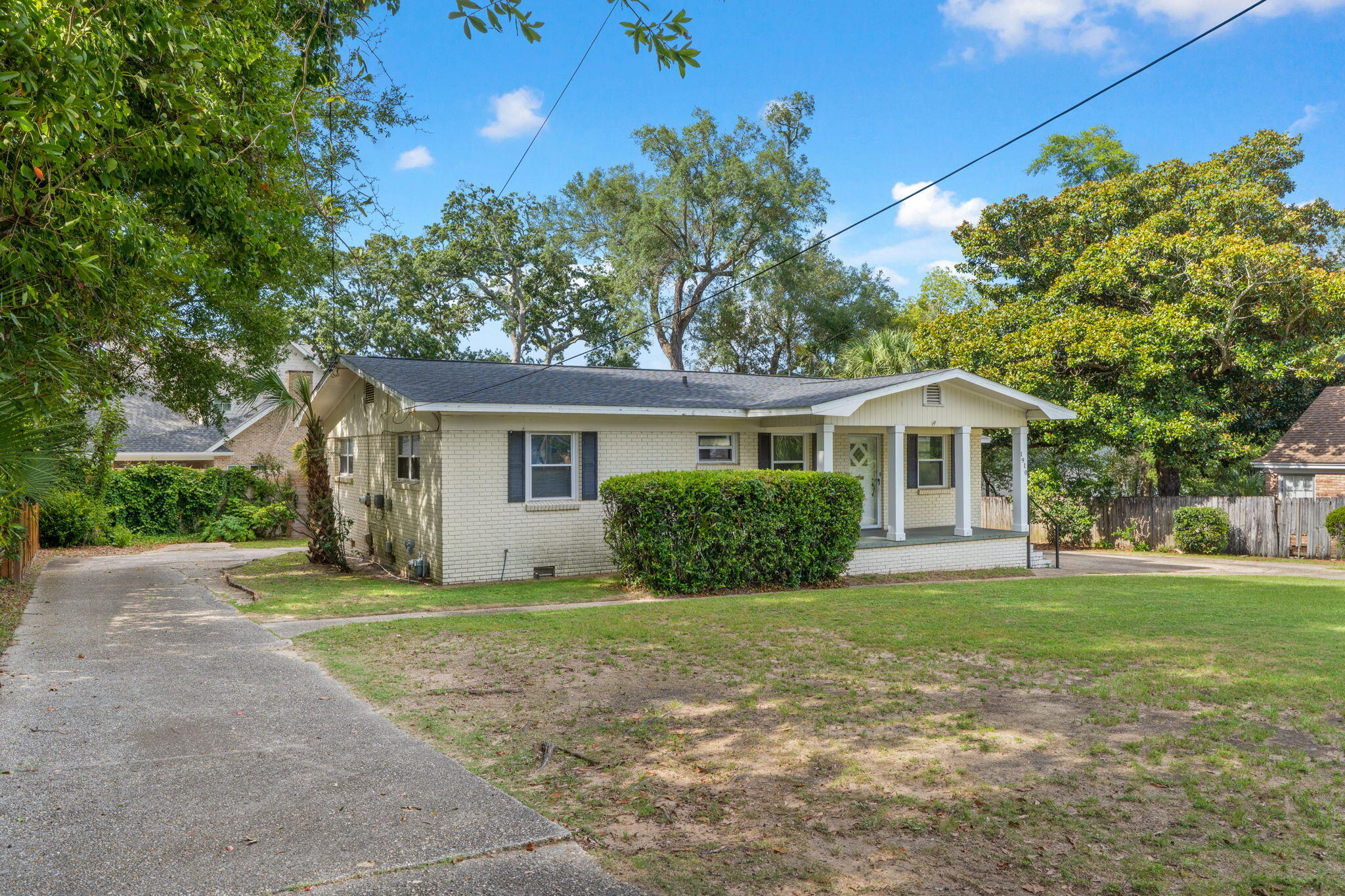 1910 E Cervantes Street Pensacola FL 32501