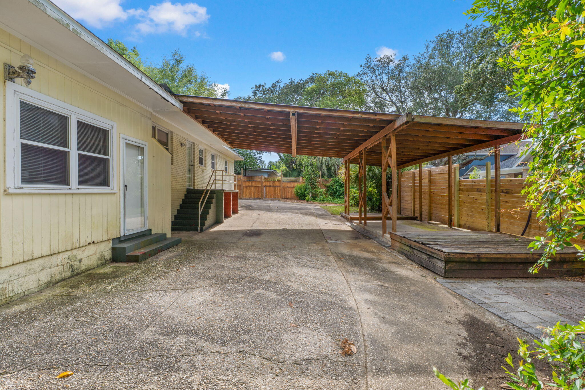 1910 E Cervantes Street Pensacola FL 32501