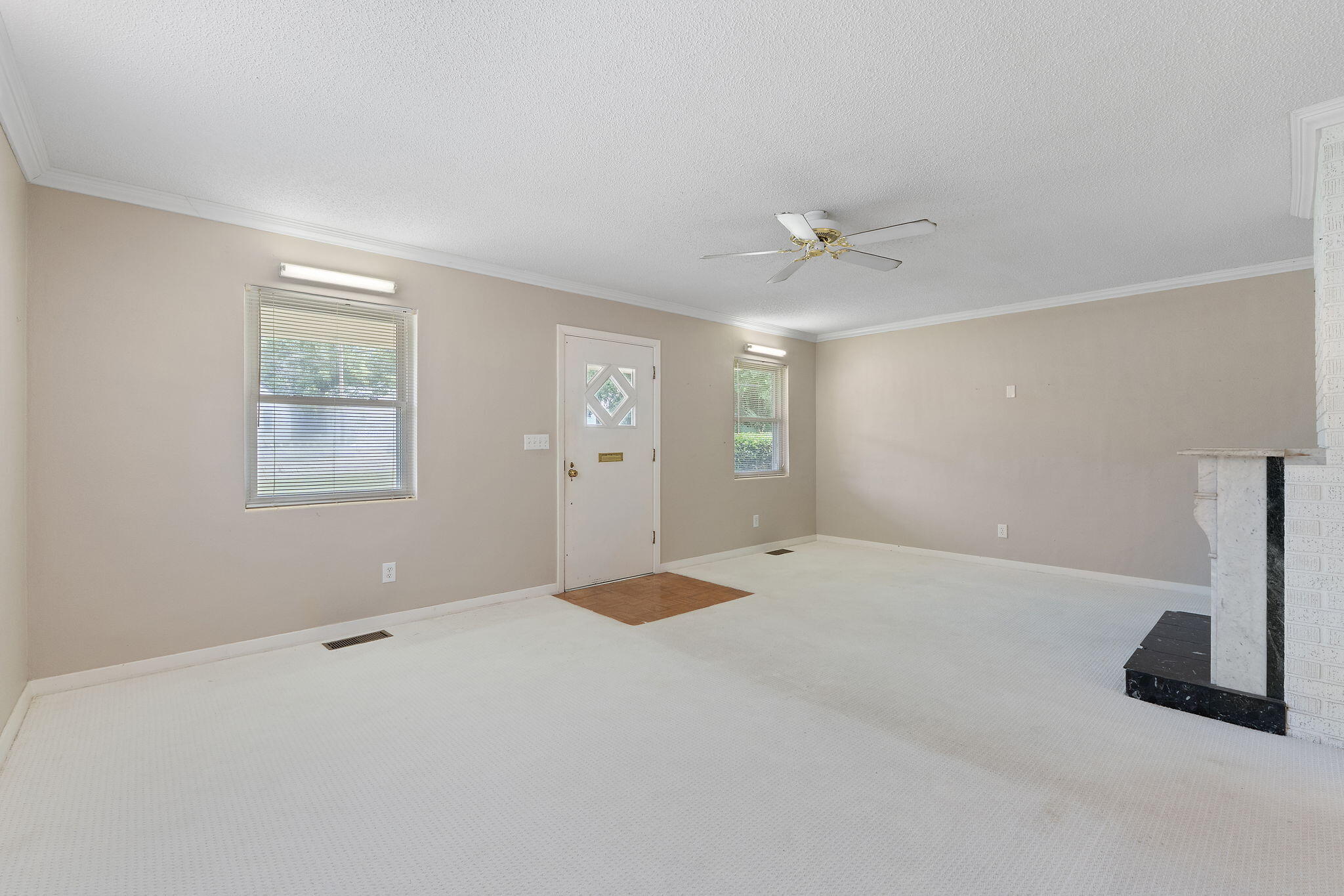 1910 E Cervantes Street Pensacola FL 32501