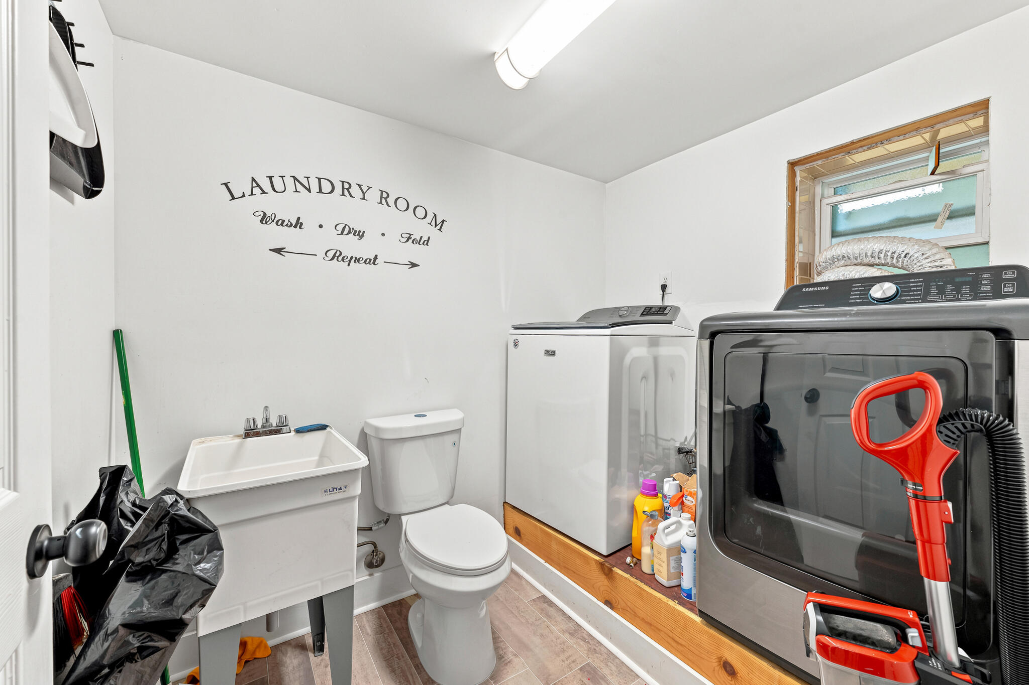 102 NW Robinwood Drive Fort Walton Beach FL 32548