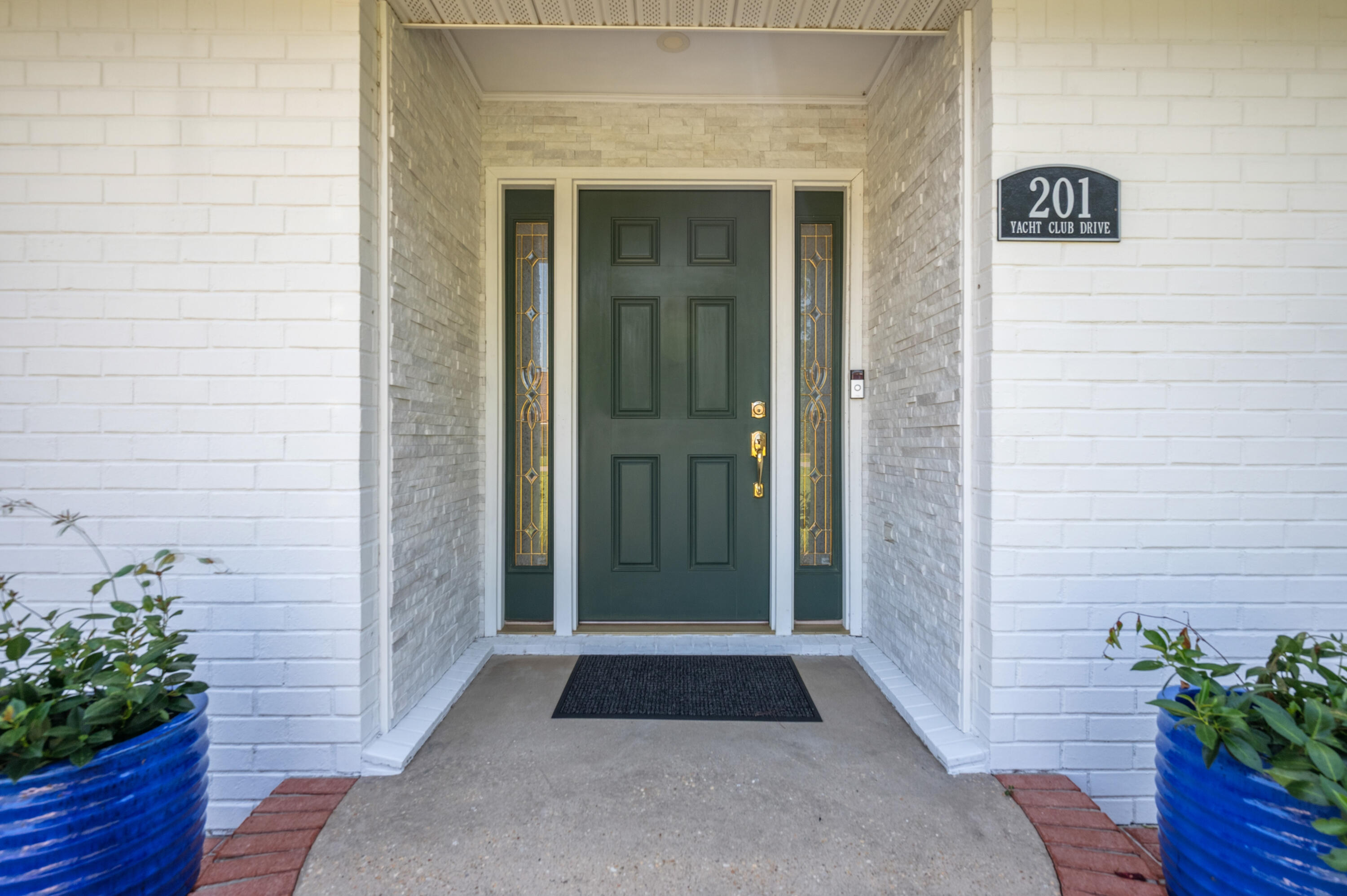 201 Yacht Club Drive Niceville FL 32578