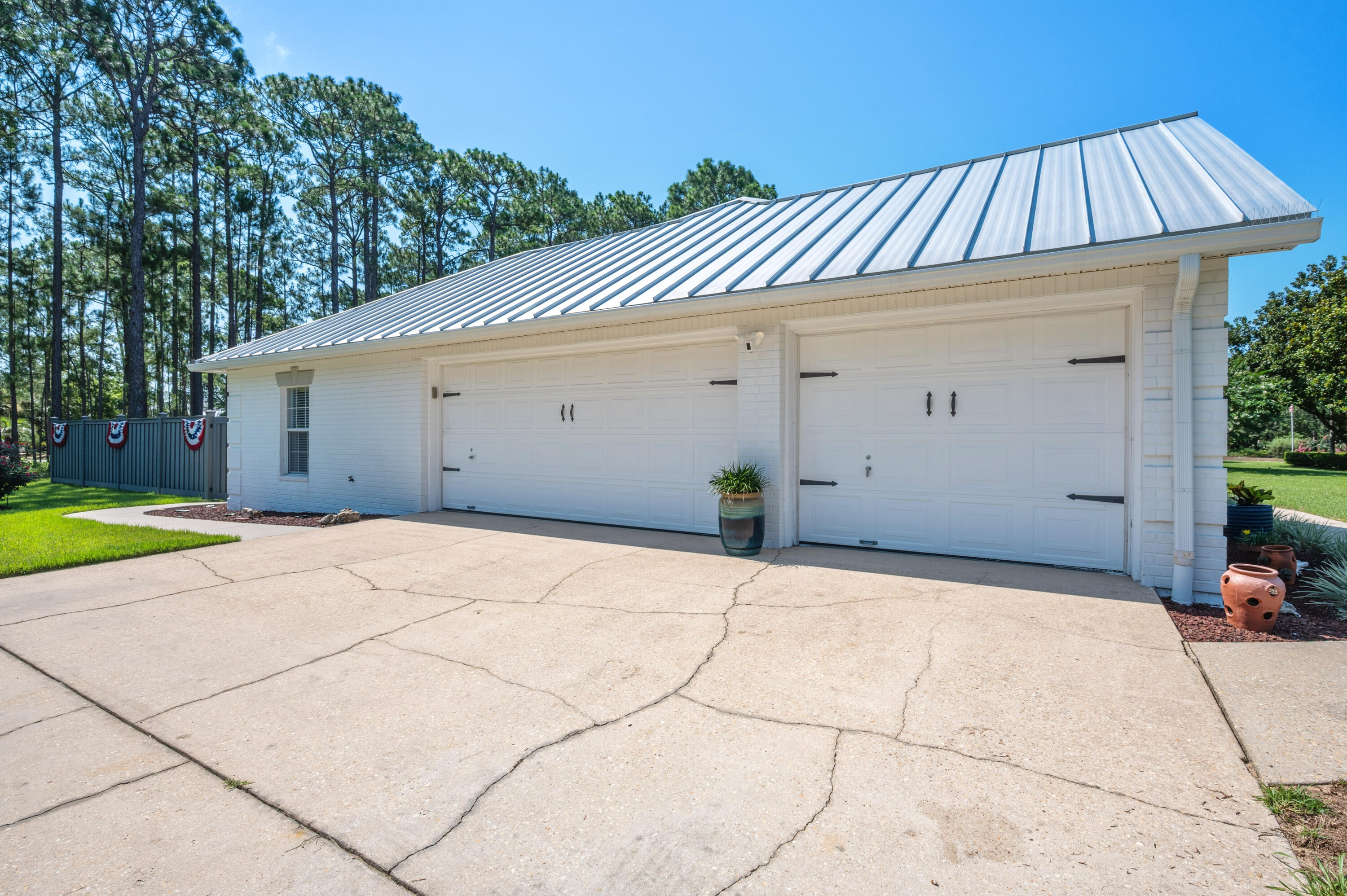 201 Yacht Club Drive Niceville FL 32578