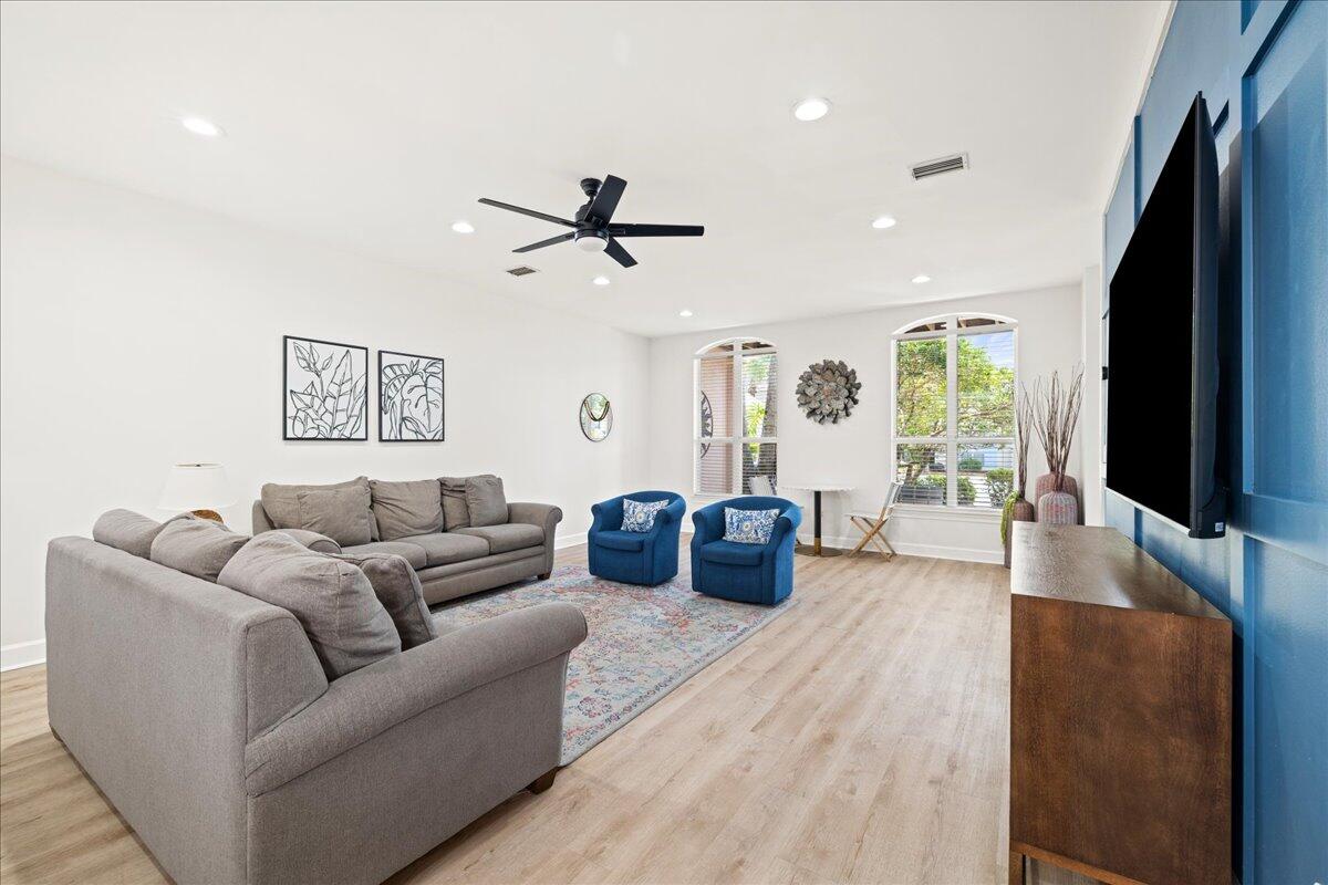 15 Pearl Cove Miramar Beach FL 32550