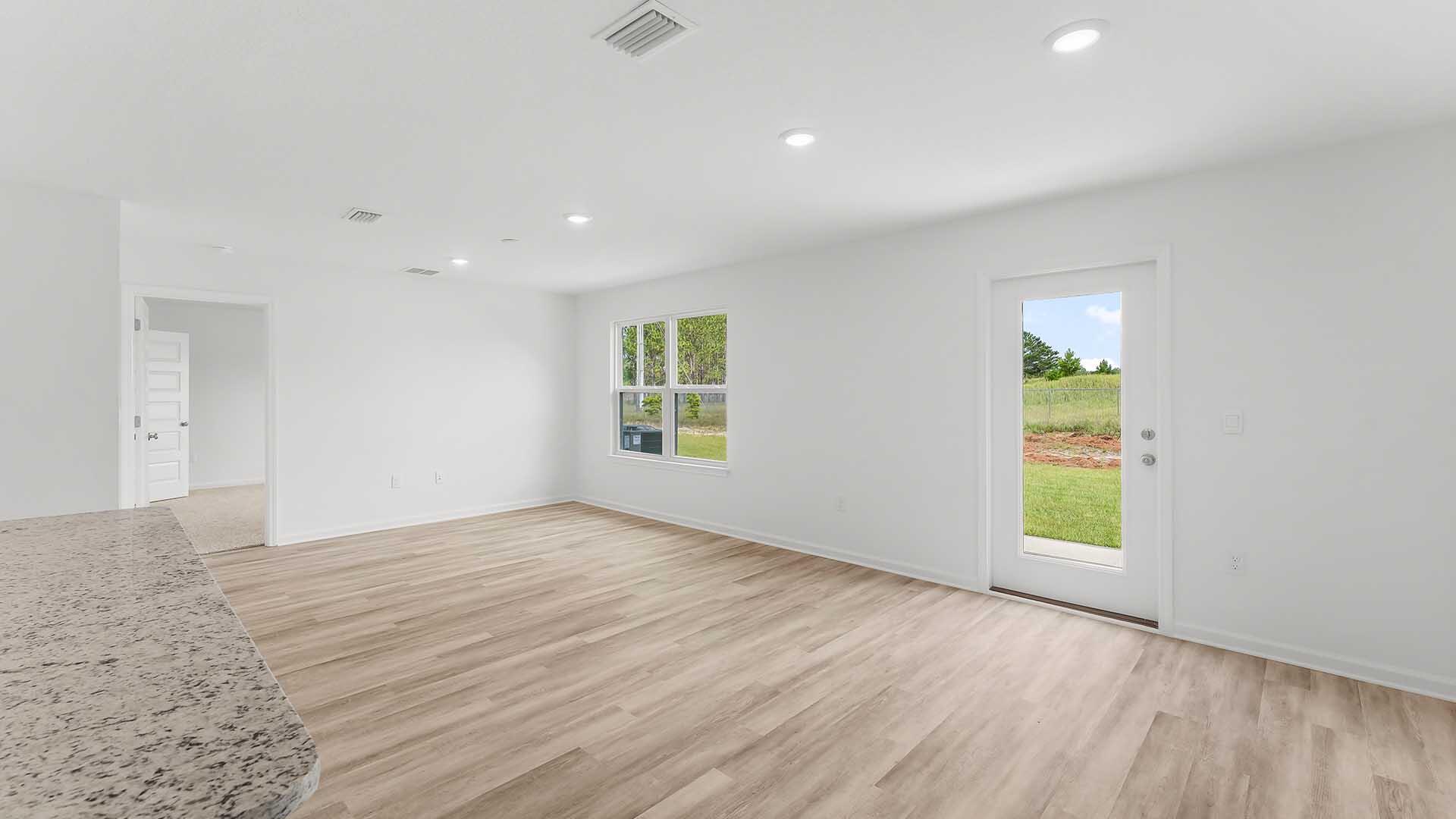 203 Dockside Road Freeport FL 32439