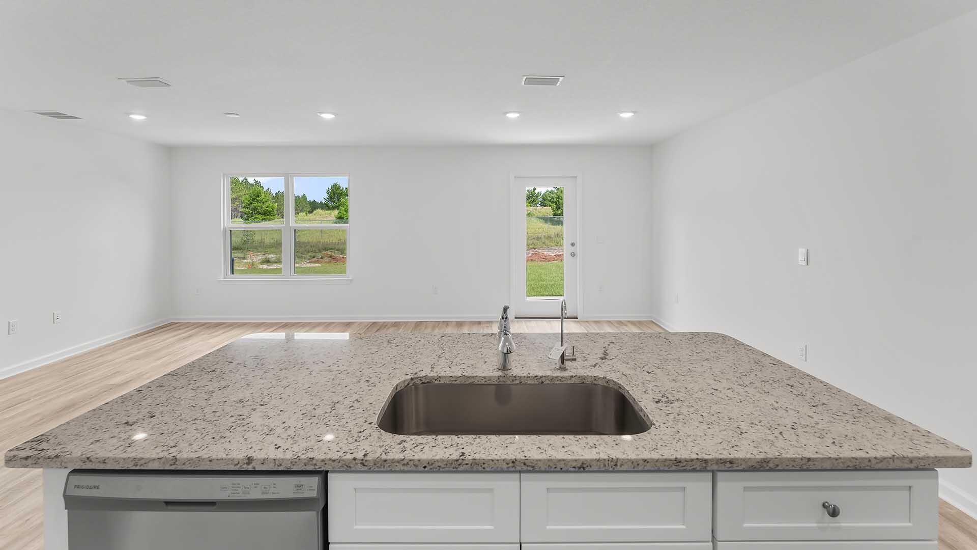 203 Dockside Road Freeport FL 32439