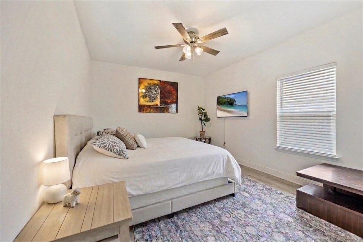 110 E Oak Trees Lane Freeport FL 32439