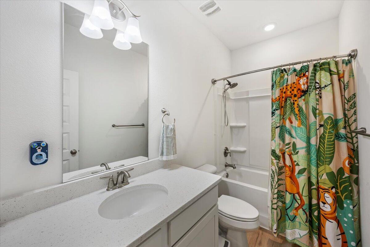 110 E Oak Trees Lane Freeport FL 32439