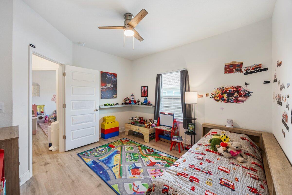 110 E Oak Trees Lane Freeport FL 32439
