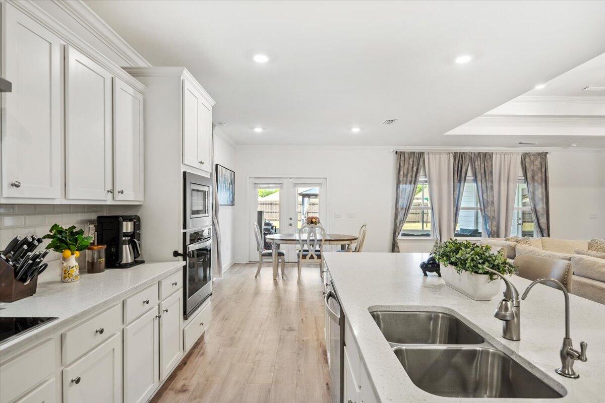 110 E Oak Trees Lane Freeport FL 32439