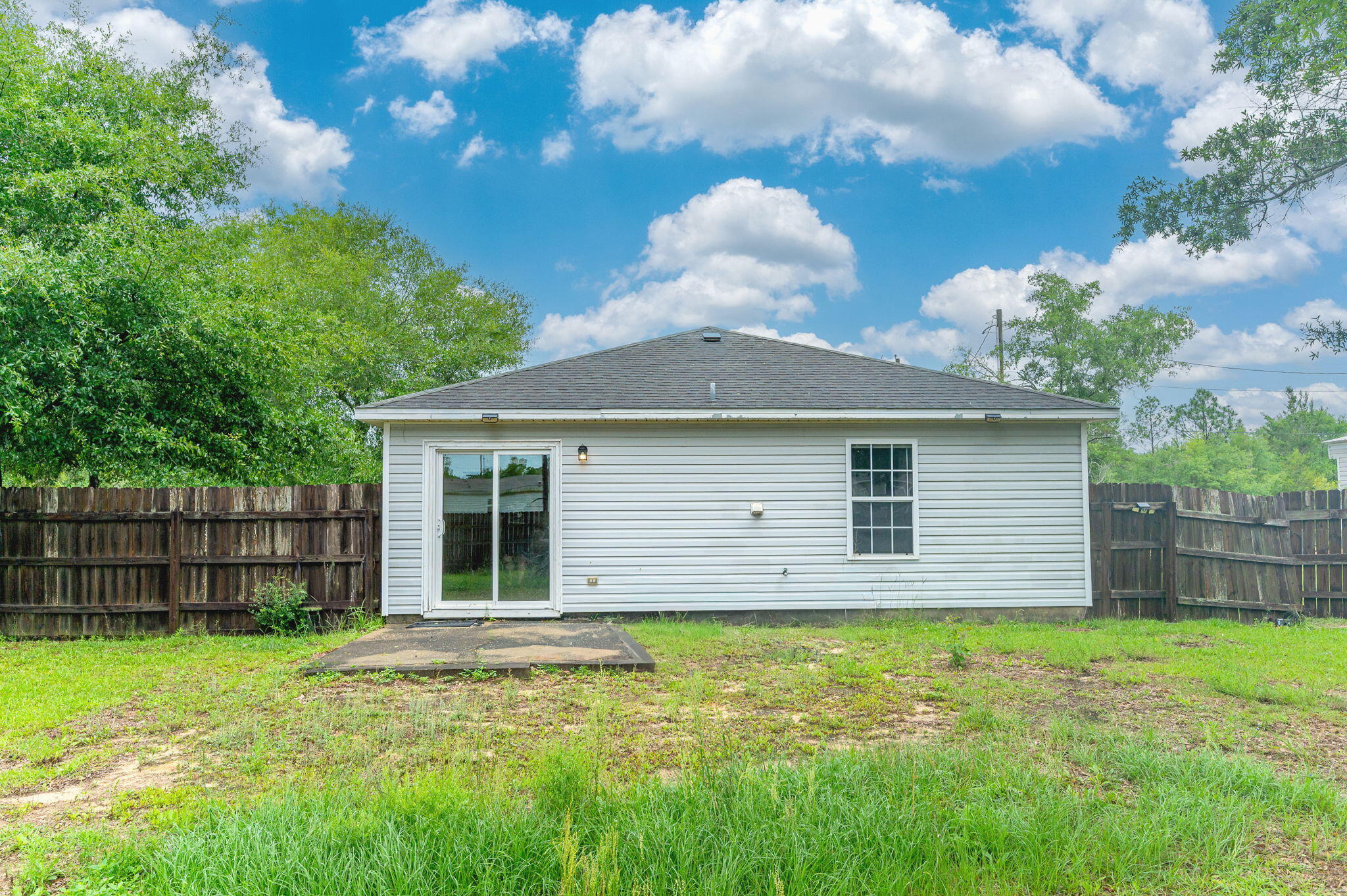259 W Cypress Avenue Defuniak Springs FL 32433