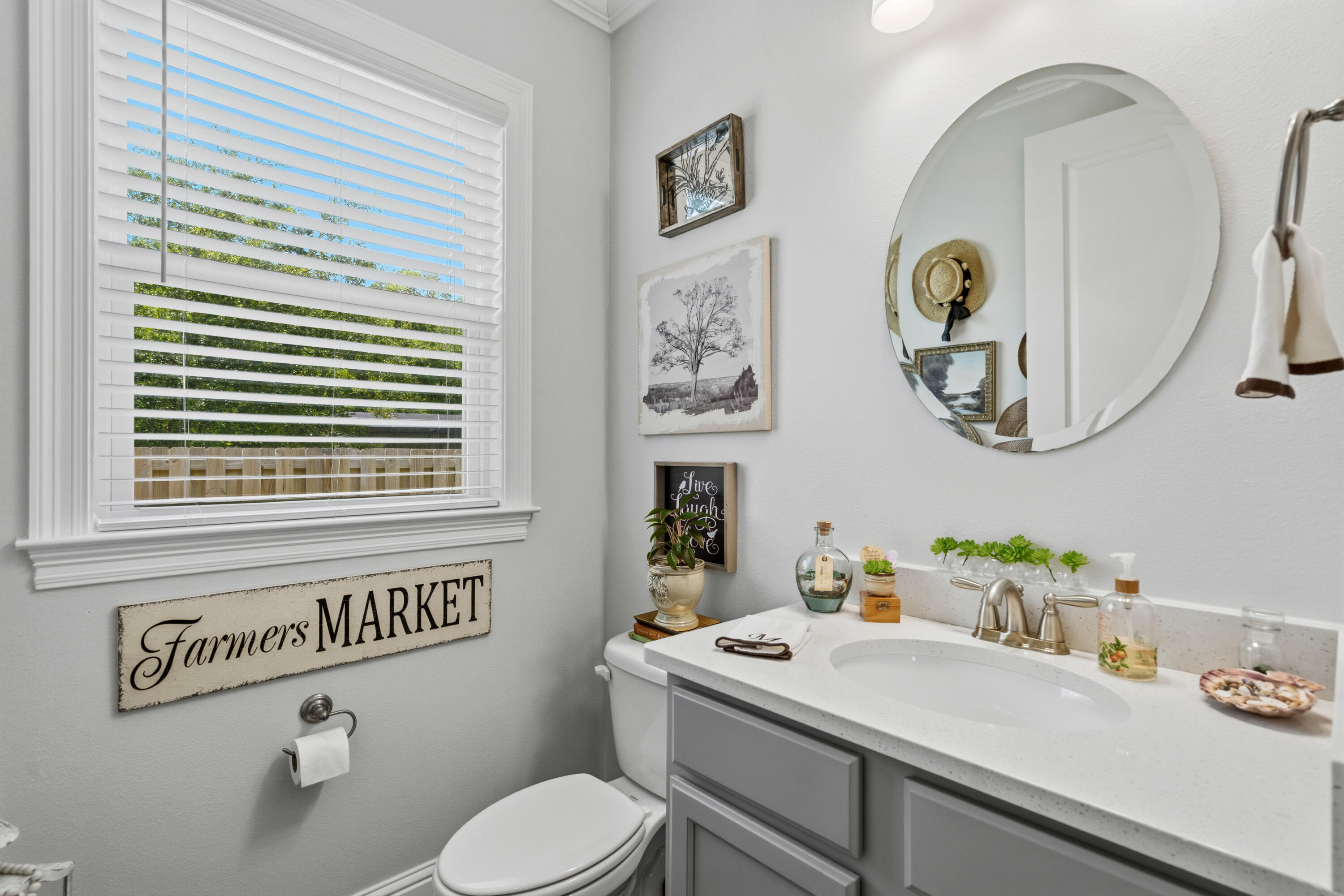 46 Laurel Oaks Drive Freeport FL 32439