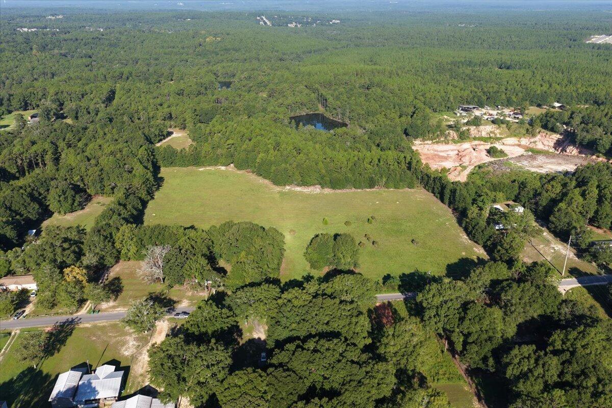 6176 Barnes Road Crestview FL 32536