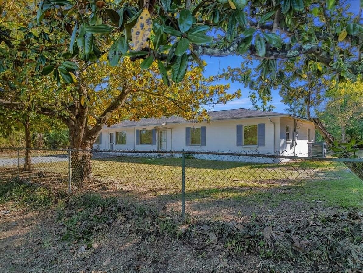 9541 Stauber Lane Youngstown FL 32466