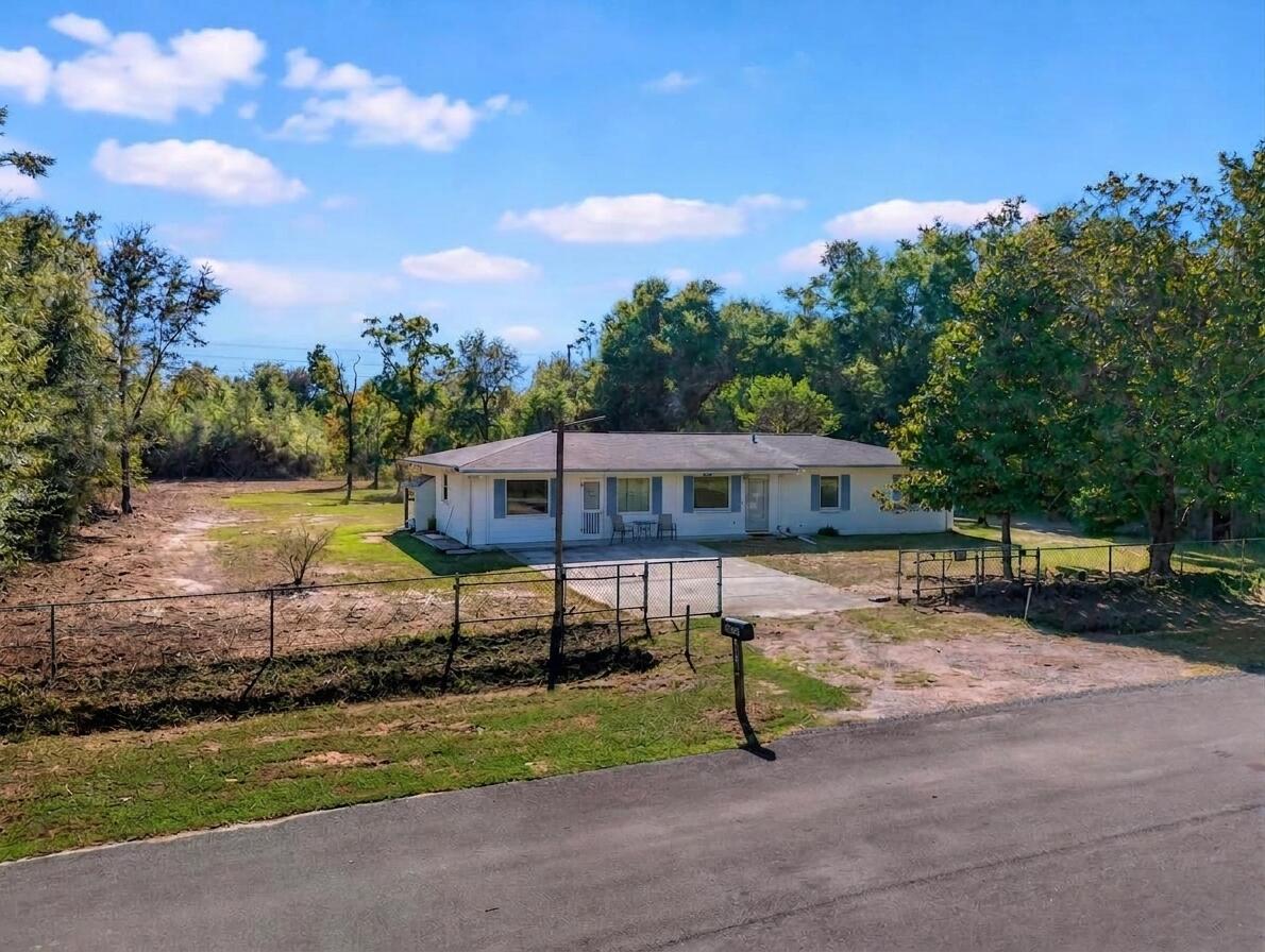 9541 Stauber Lane Youngstown FL 32466