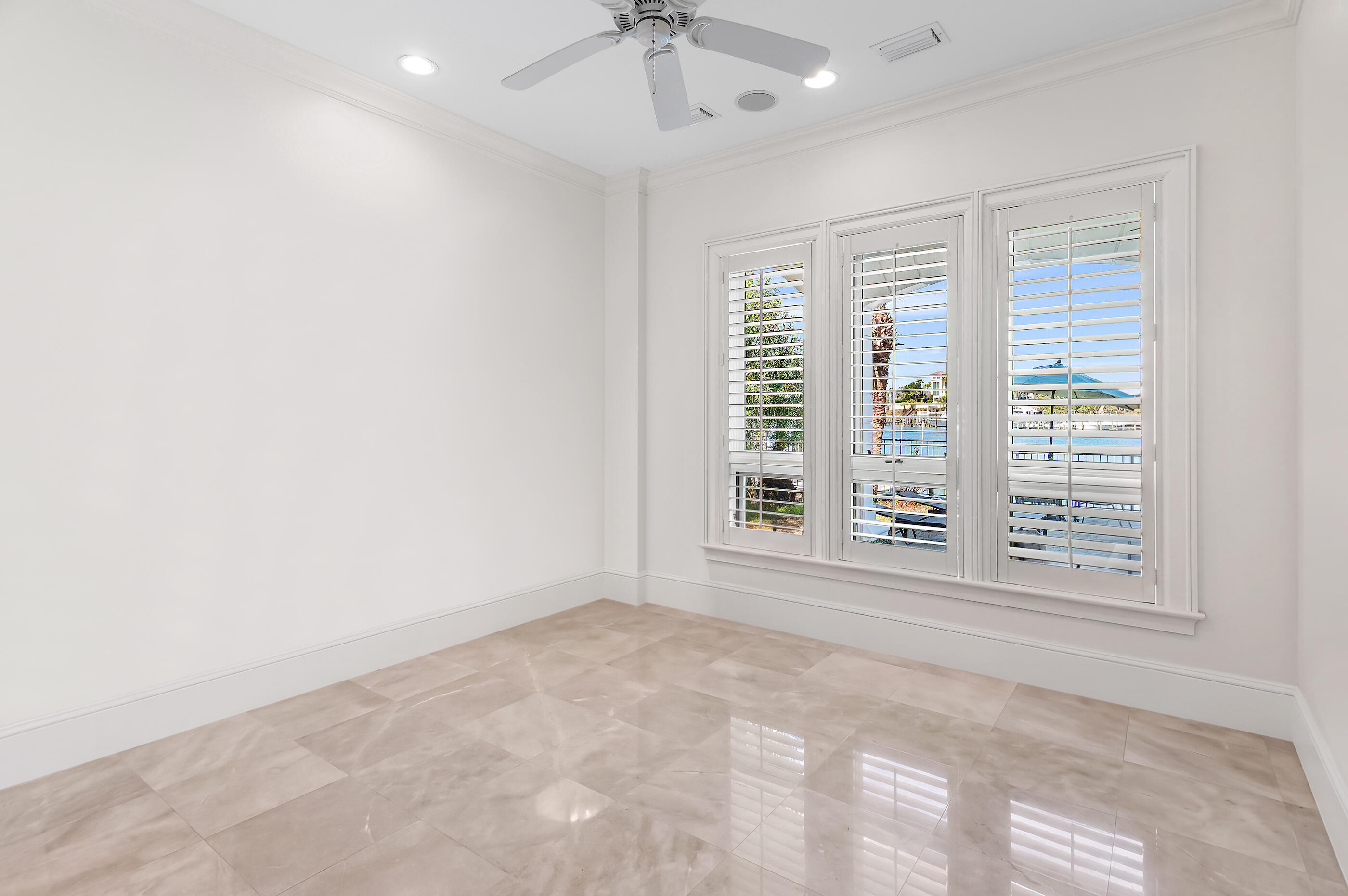 609 Lagoon Drive Destin FL 32541