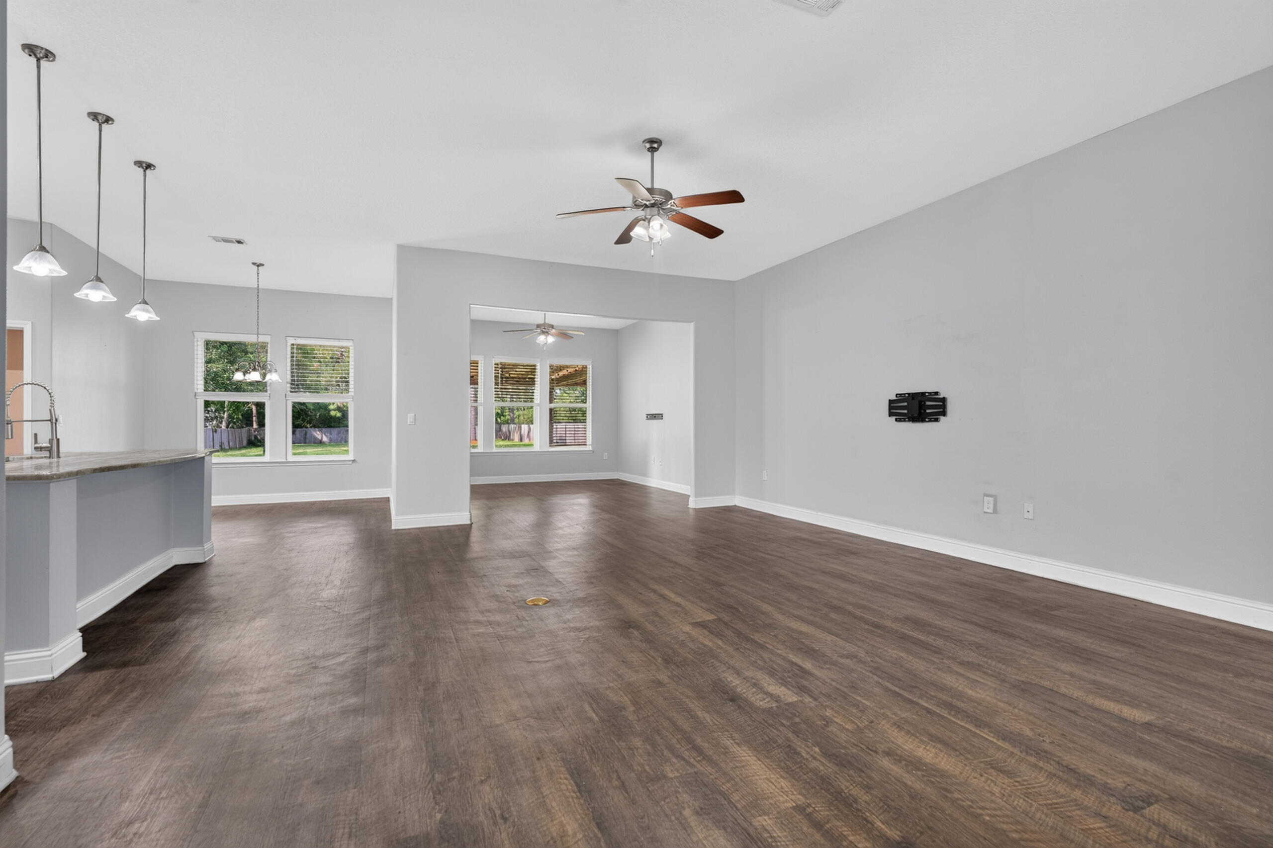 9150 Ridge Drive Navarre FL 32566