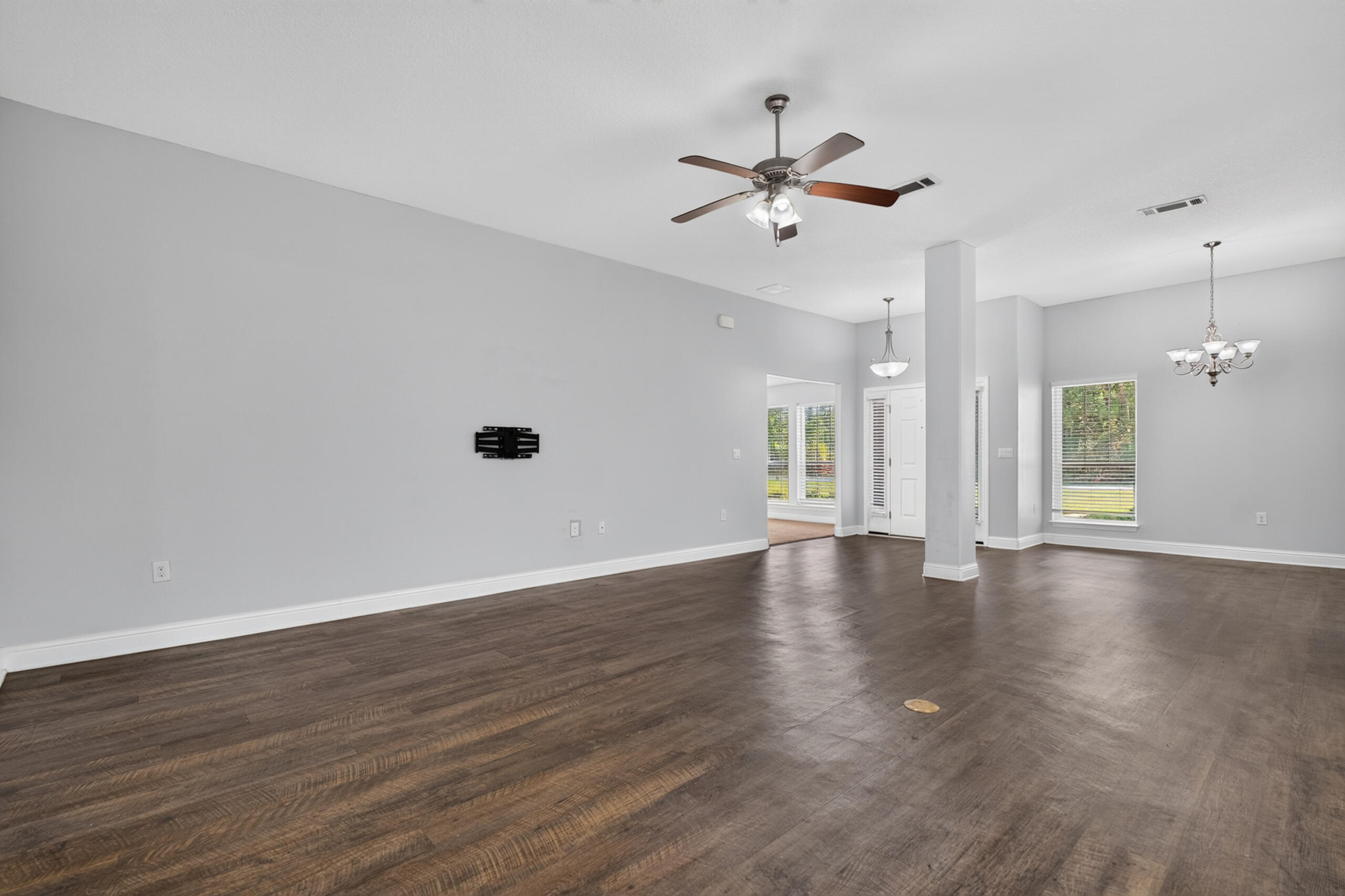 9150 Ridge Drive Navarre FL 32566
