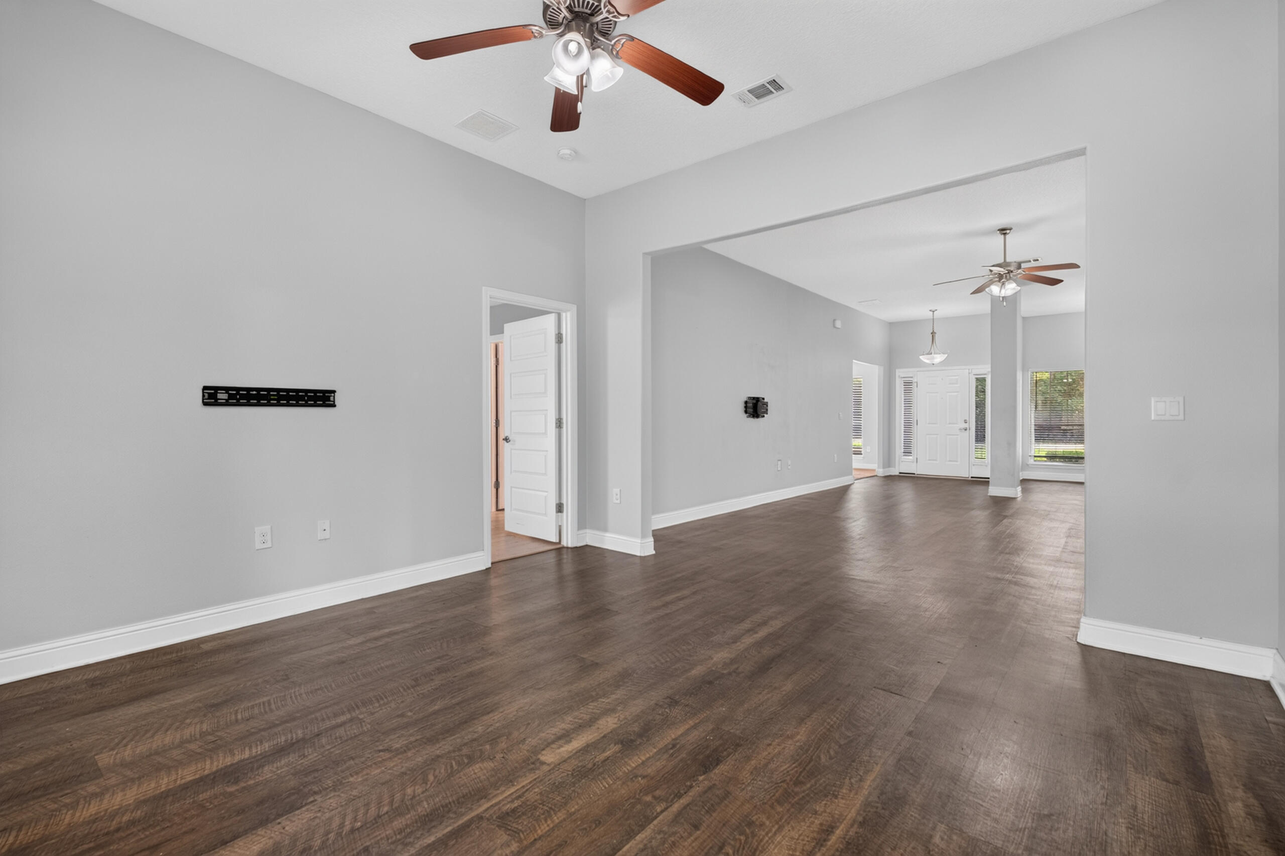 9150 Ridge Drive Navarre FL 32566