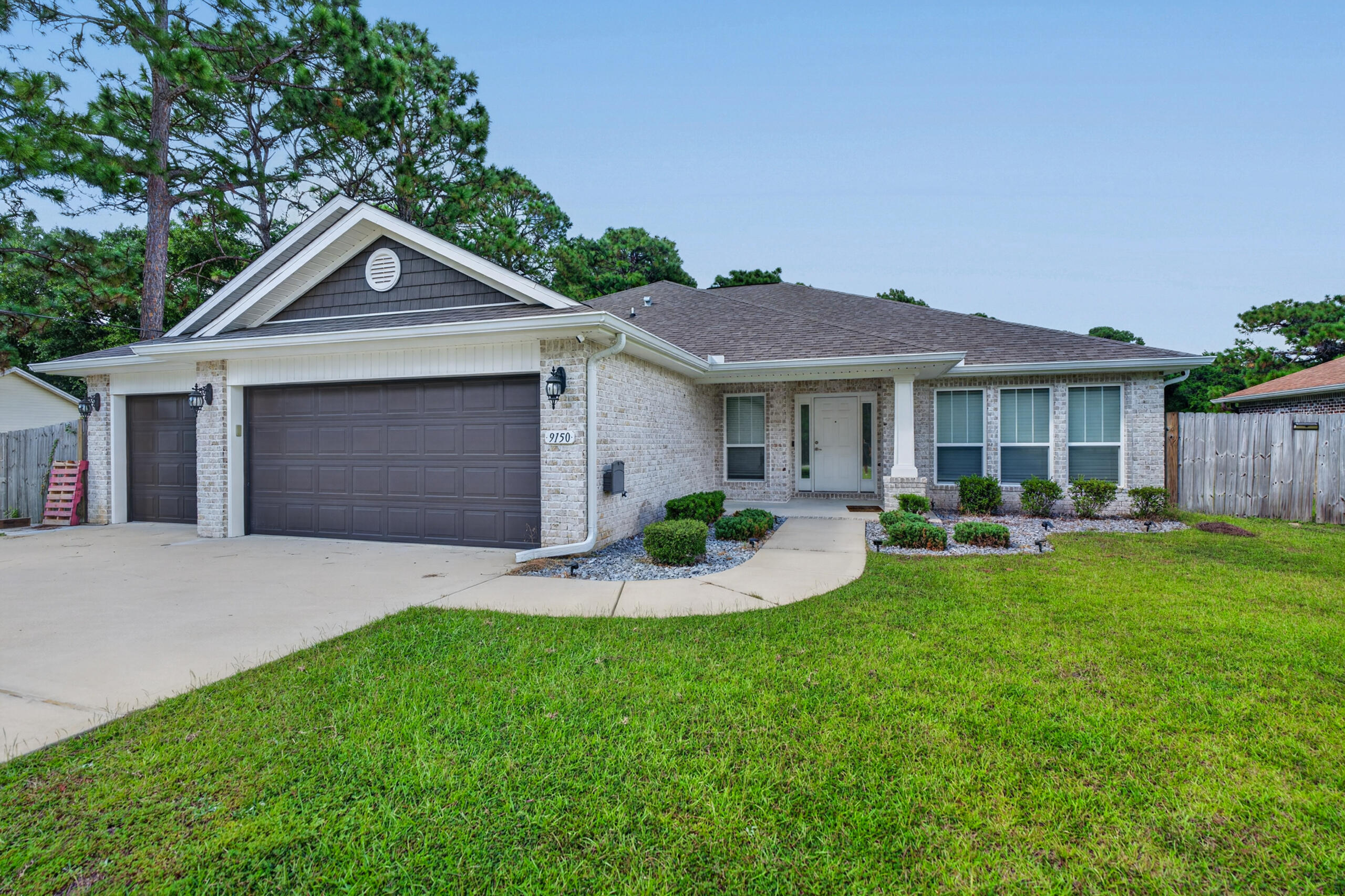 9150 Ridge Drive Navarre FL 32566