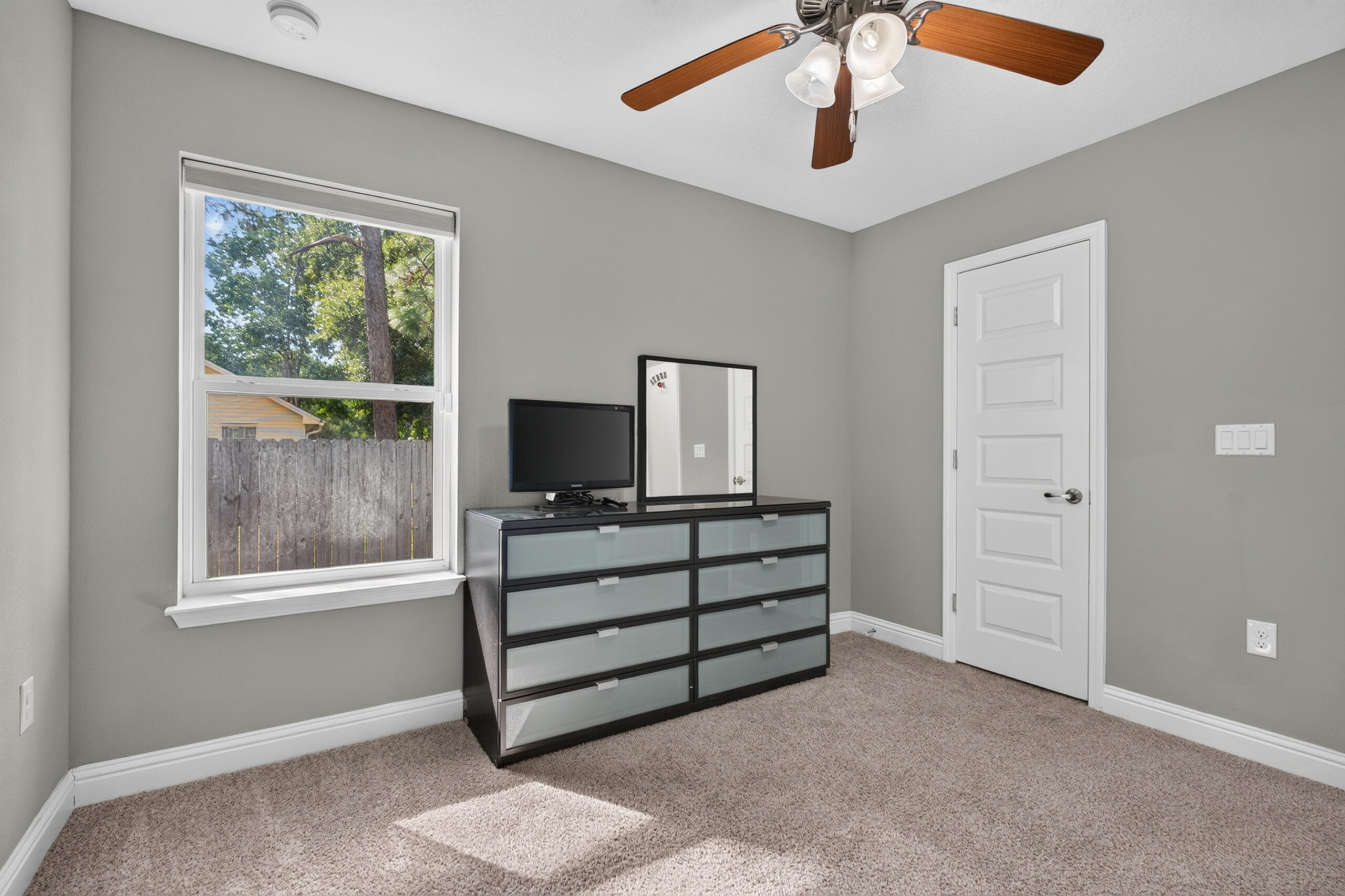 9150 Ridge Drive Navarre FL 32566