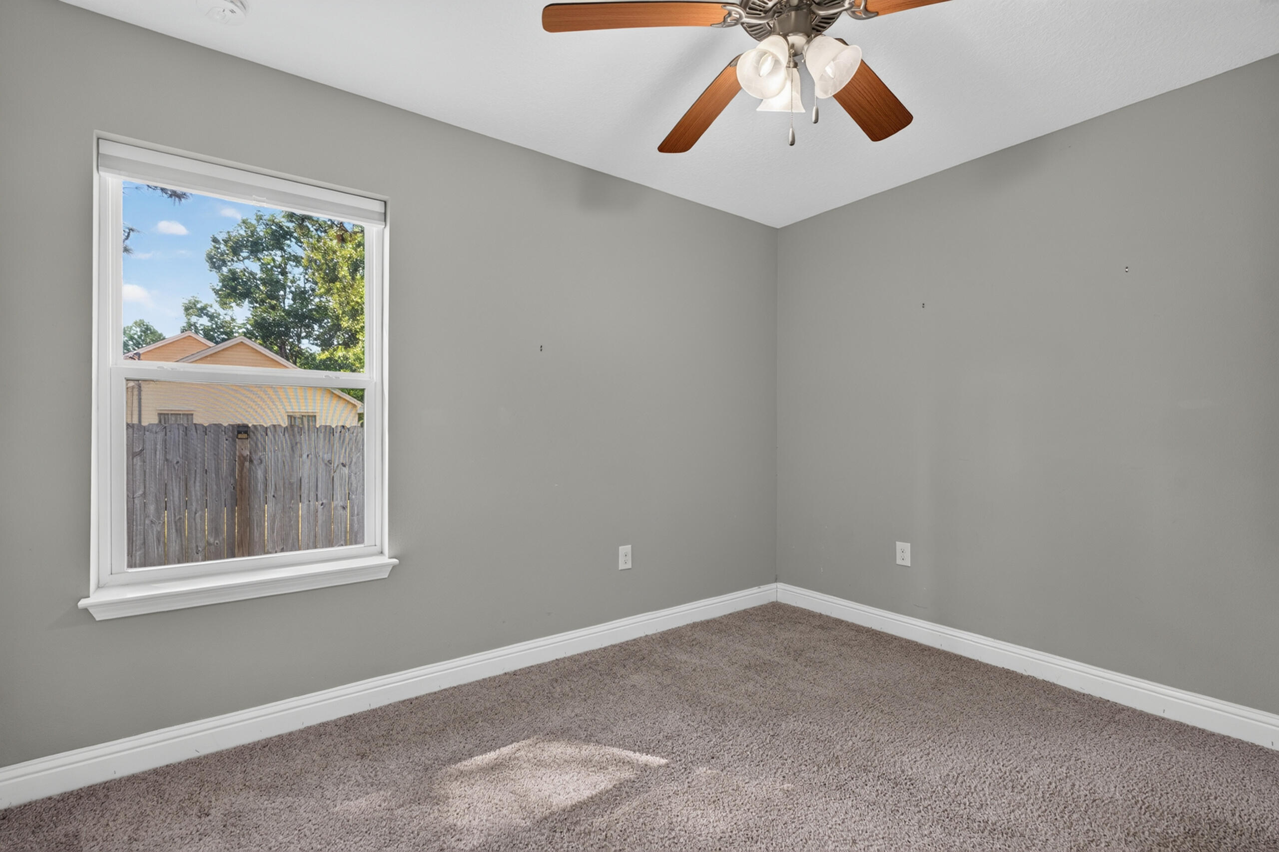 9150 Ridge Drive Navarre FL 32566