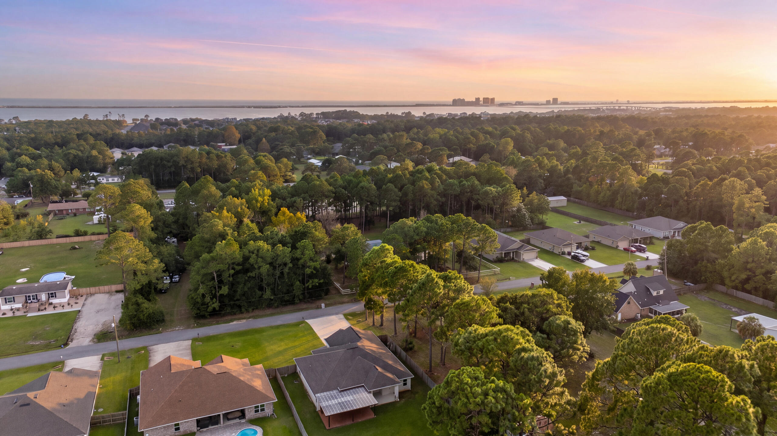 9150 Ridge Drive Navarre FL 32566