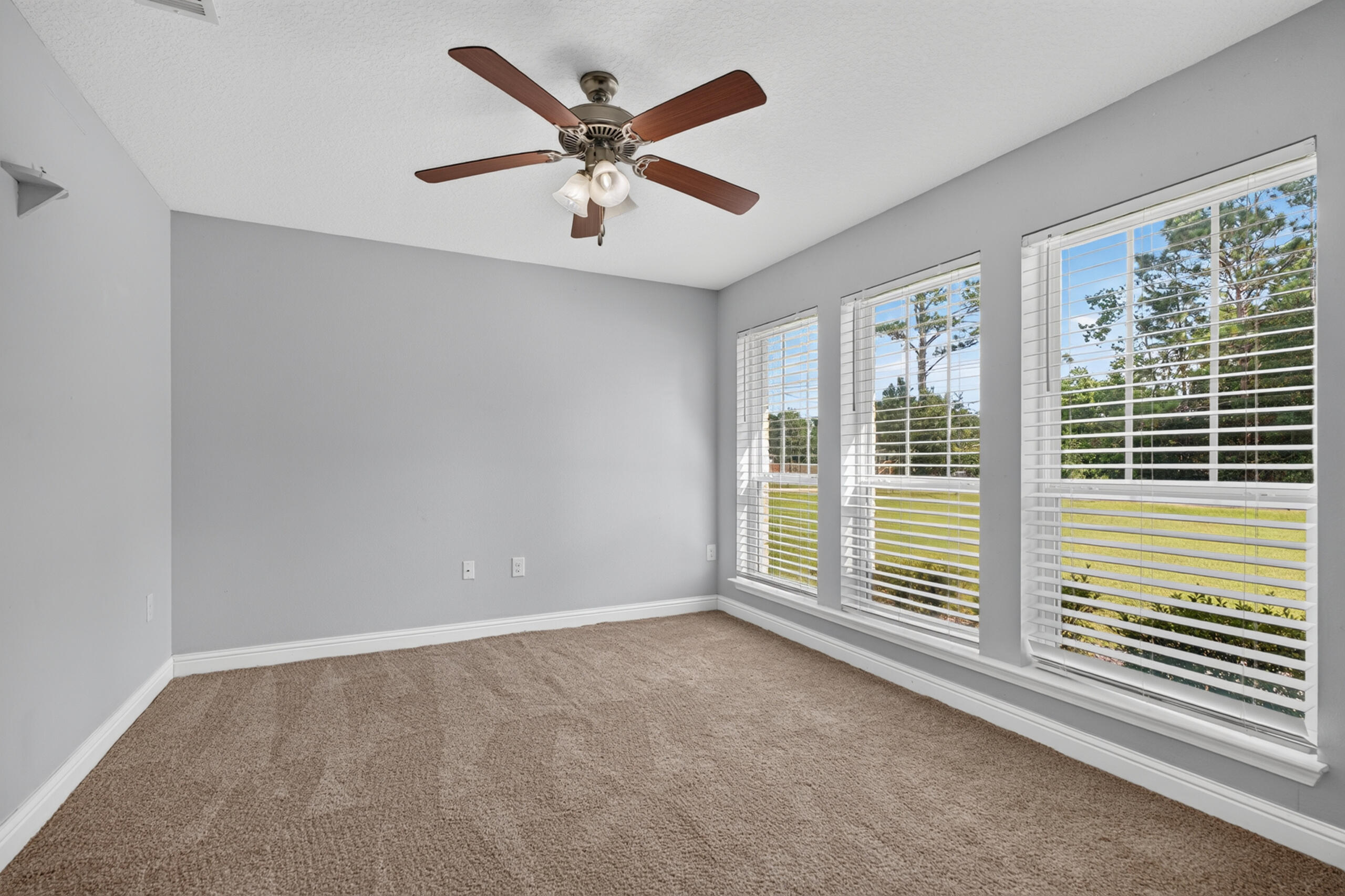 9150 Ridge Drive Navarre FL 32566