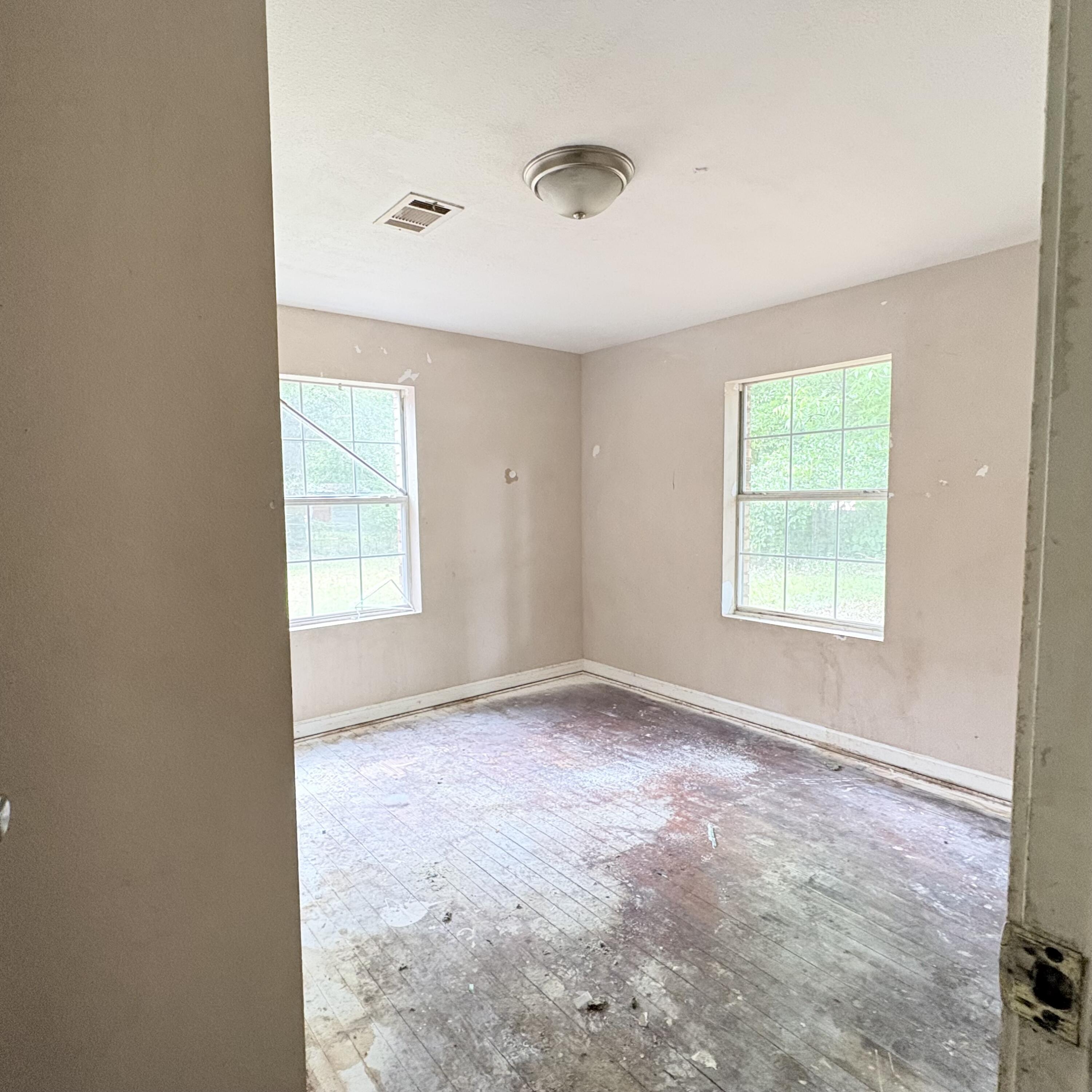 656 Mcclelland Street Crestview FL 32536