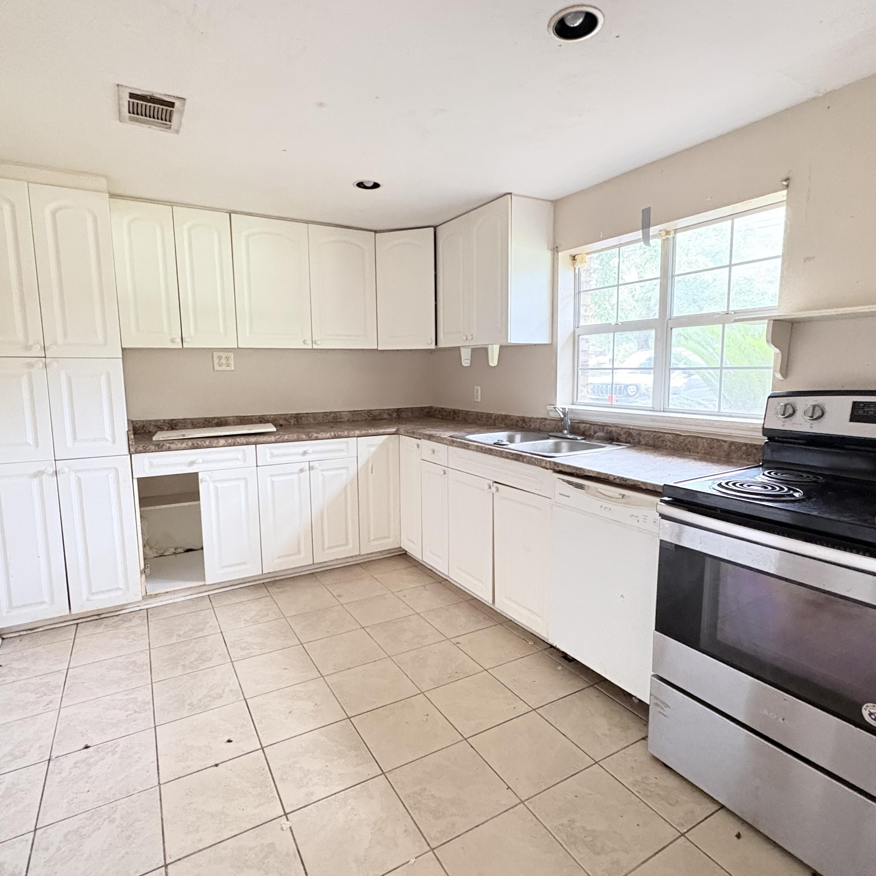 656 Mcclelland Street Crestview FL 32536