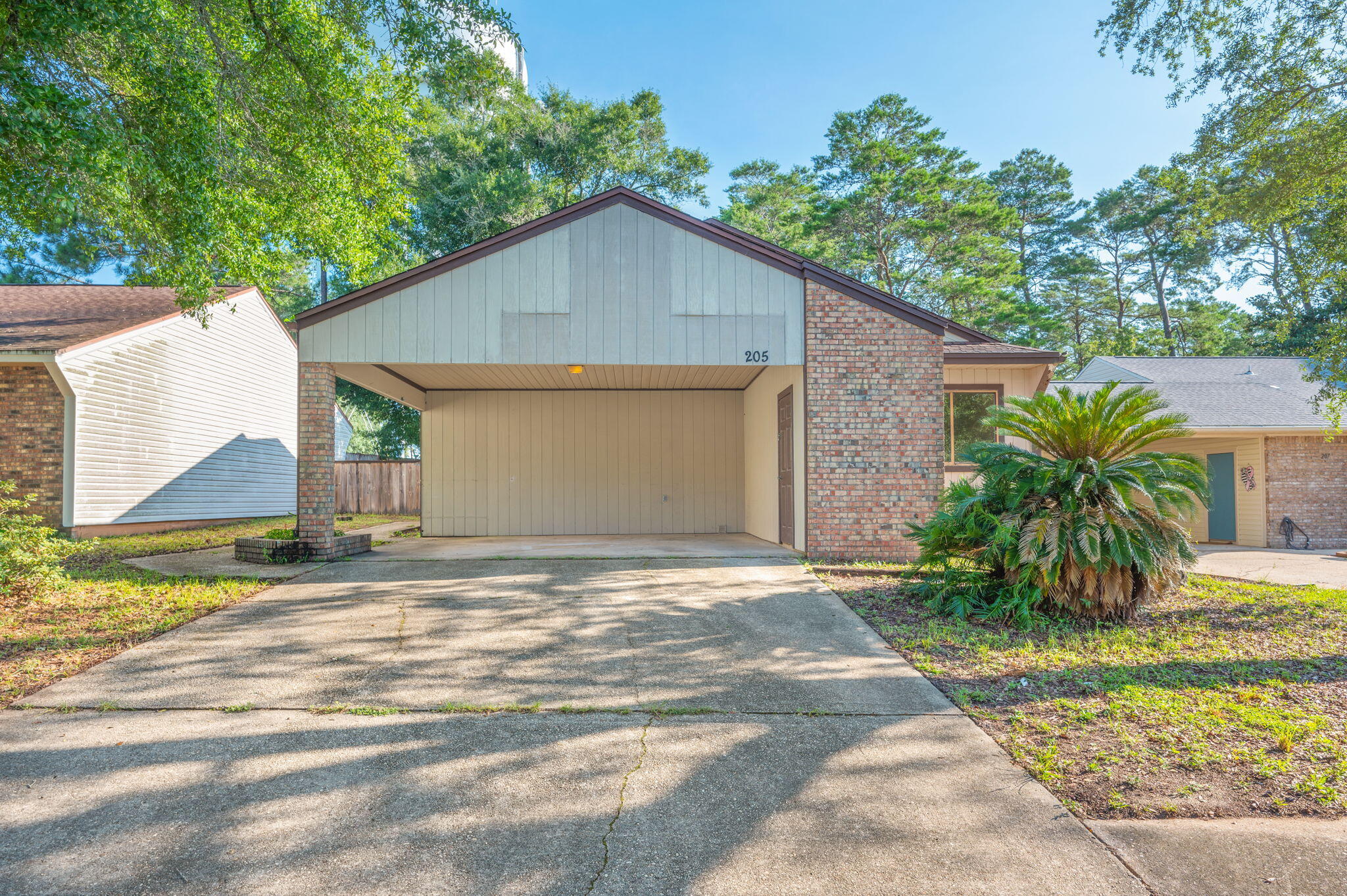 205 Bartonwood Court Niceville FL 32578