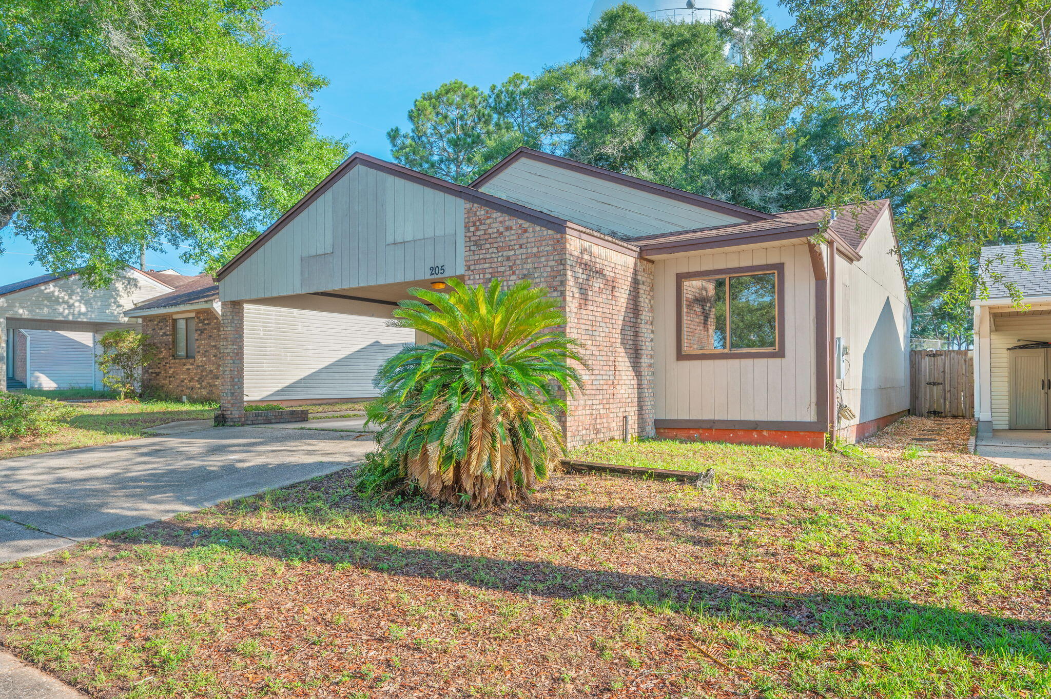 205 Bartonwood Court Niceville FL 32578