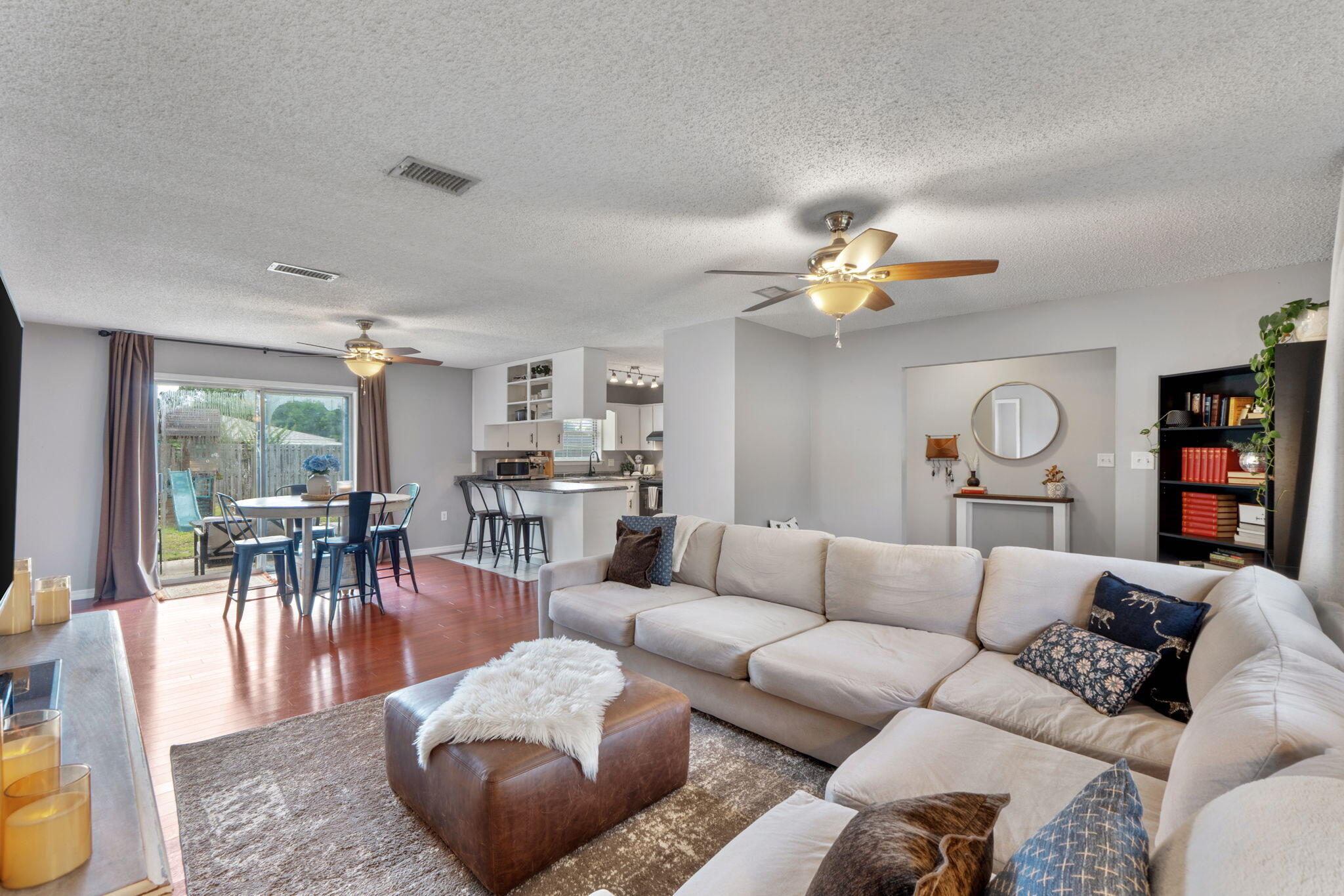 5 Lakeview Drive Mary Esther FL 32569