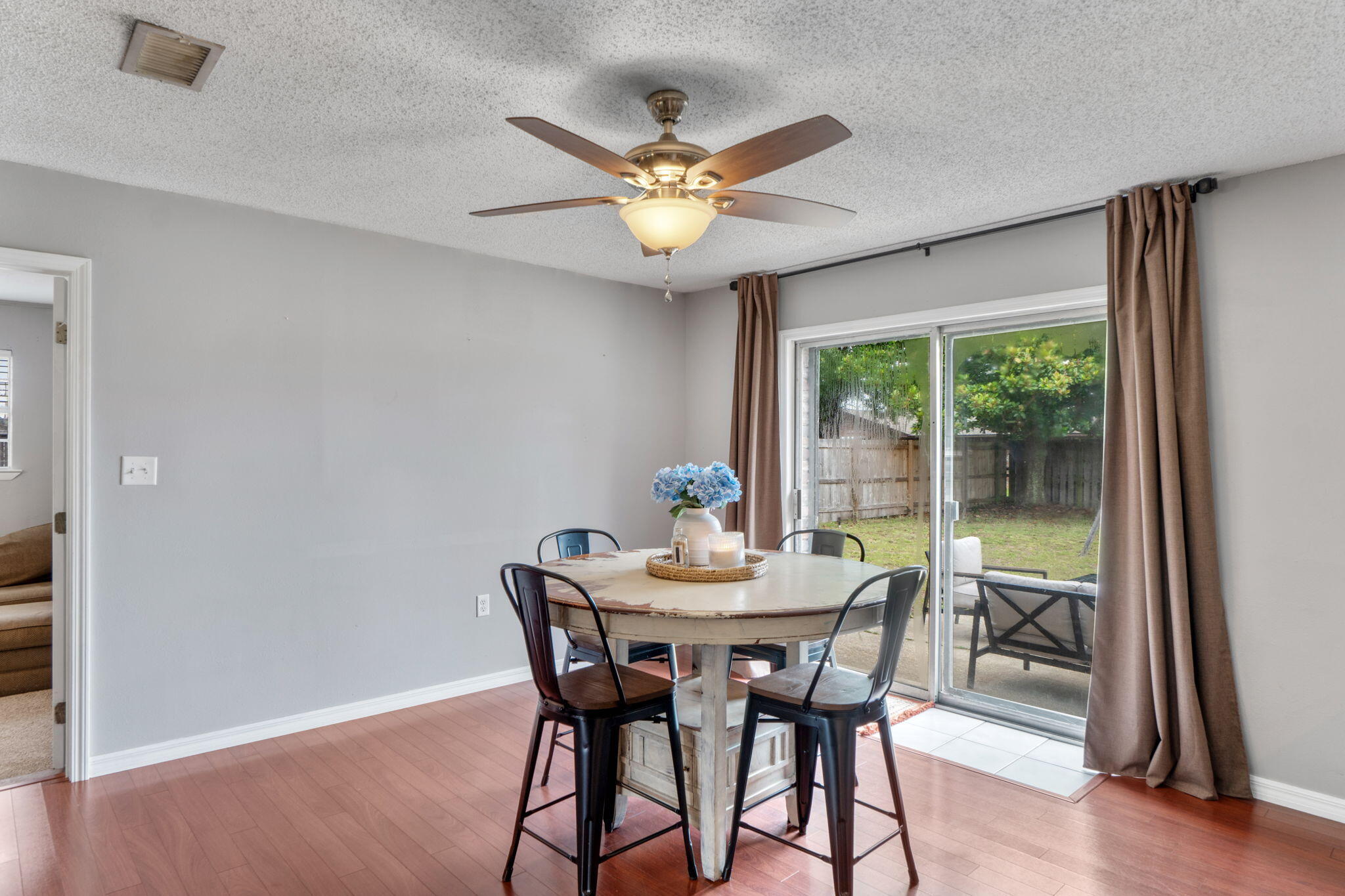 5 Lakeview Drive Mary Esther FL 32569