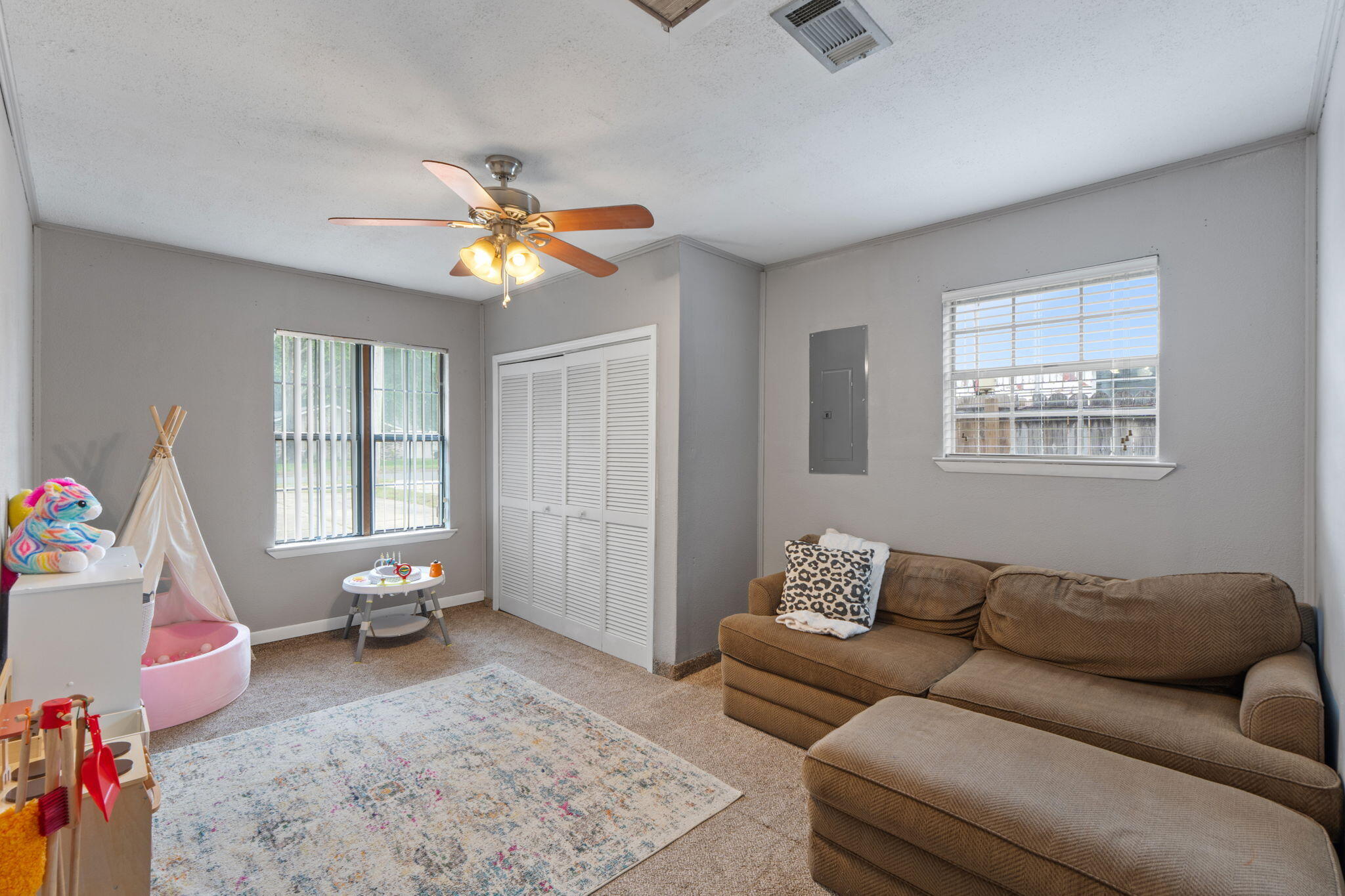 5 Lakeview Drive Mary Esther FL 32569