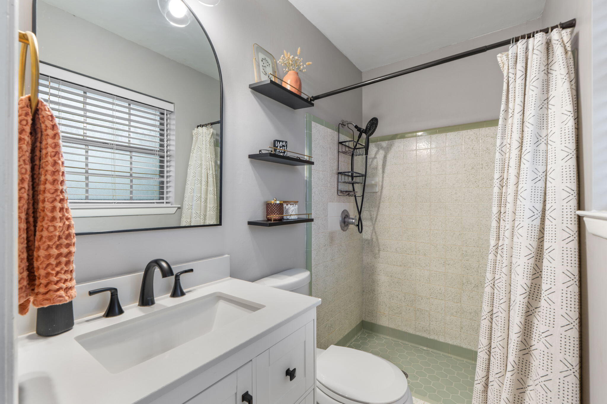 5 Lakeview Drive Mary Esther FL 32569
