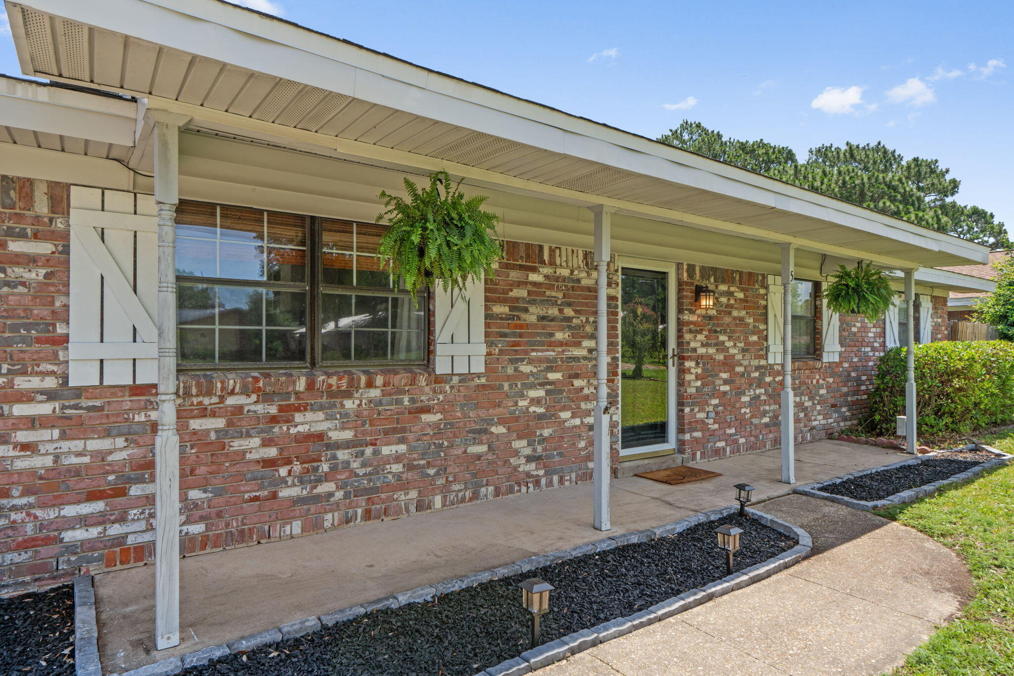 5 Lakeview Drive Mary Esther FL 32569