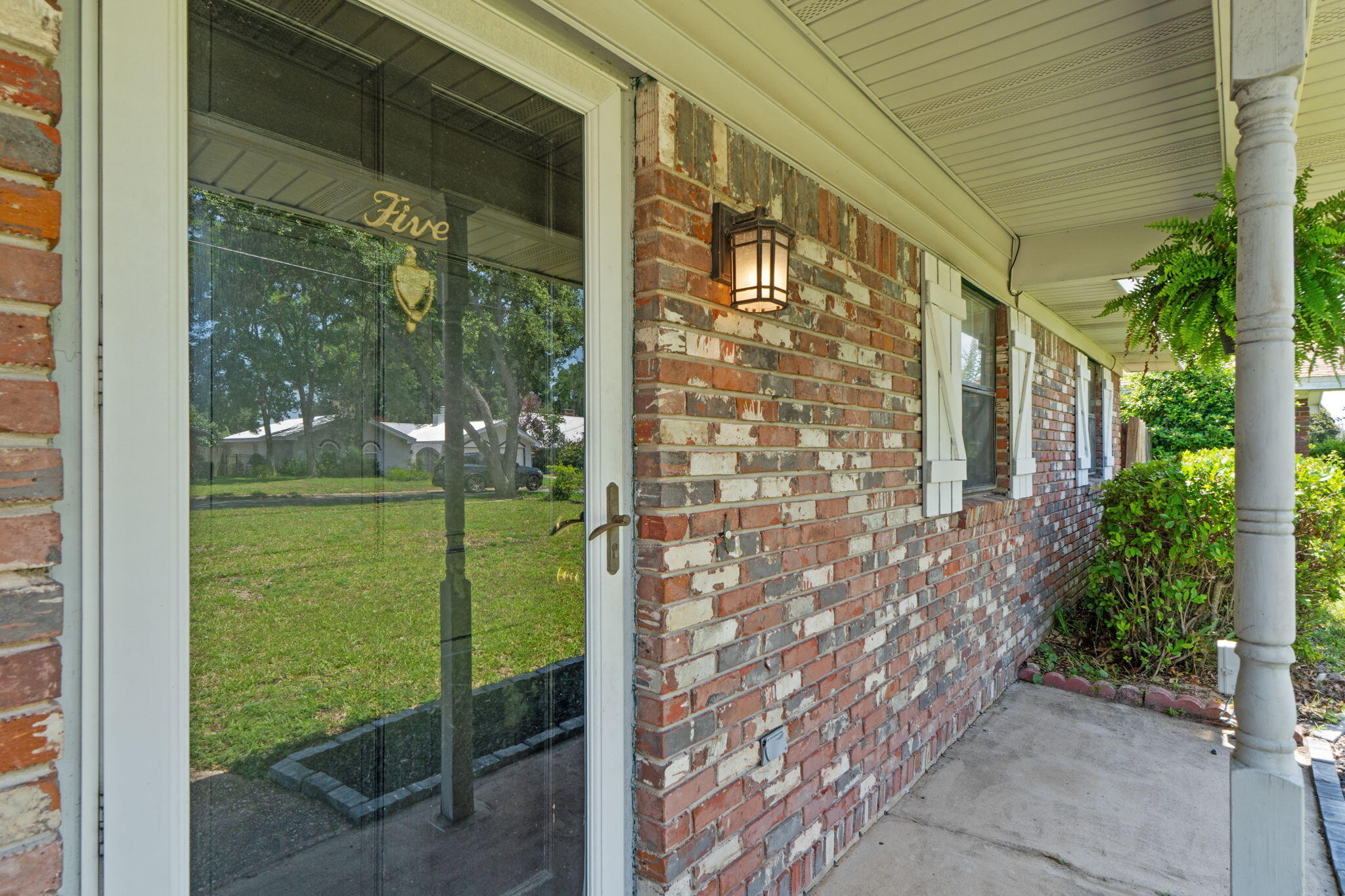 5 Lakeview Drive Mary Esther FL 32569