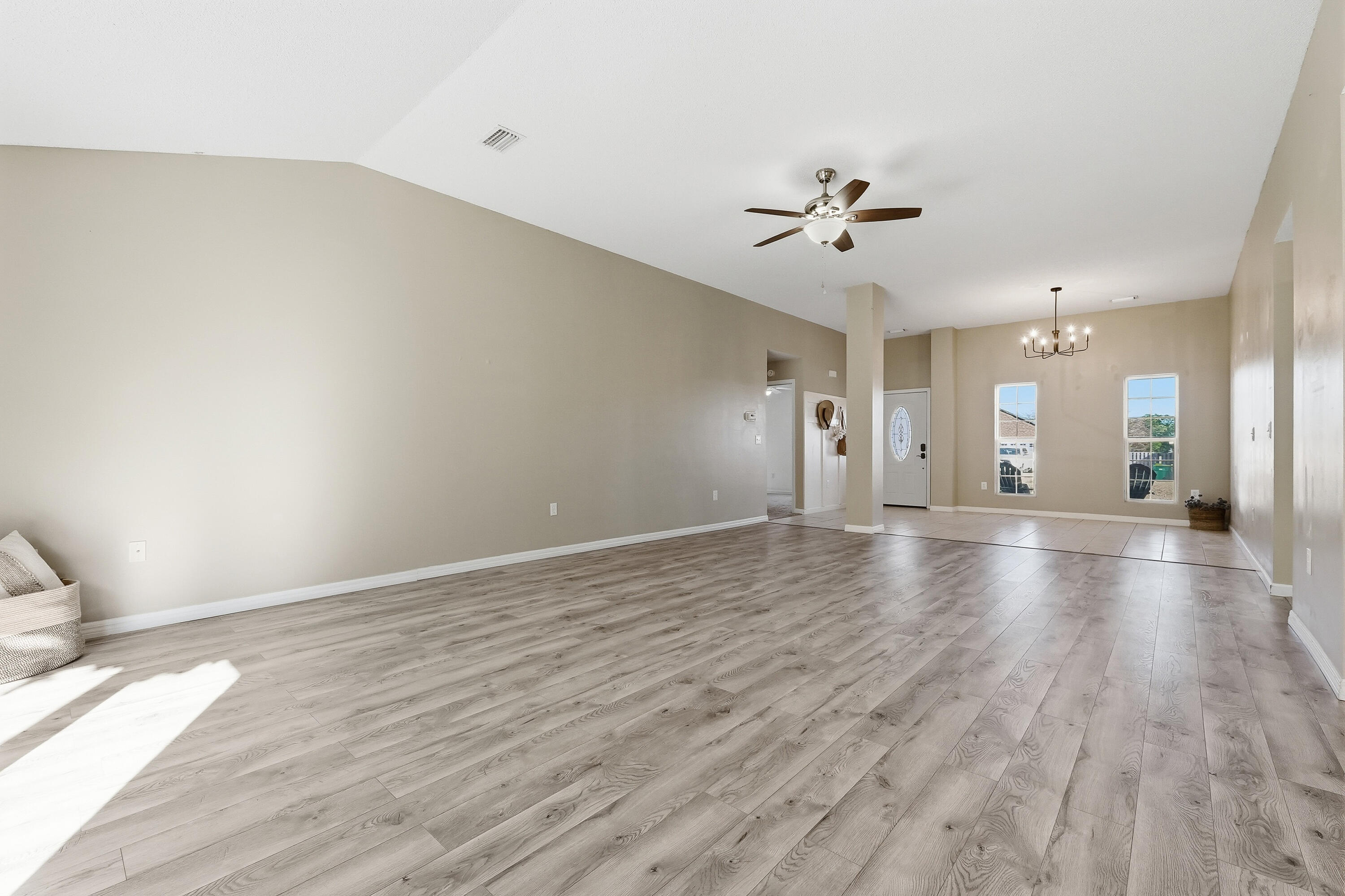 5212 Moore Loop Crestview FL 32536