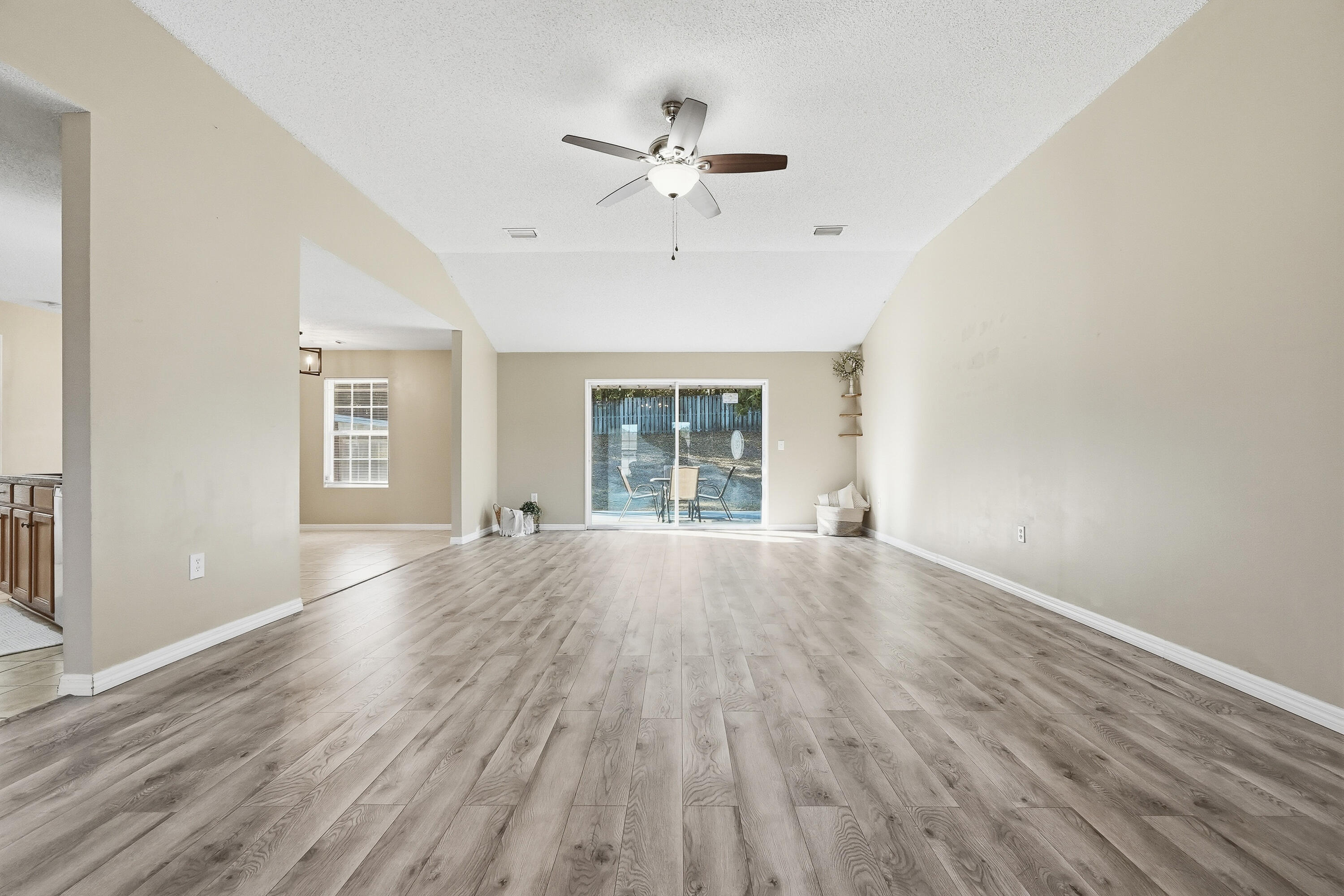 5212 Moore Loop Crestview FL 32536